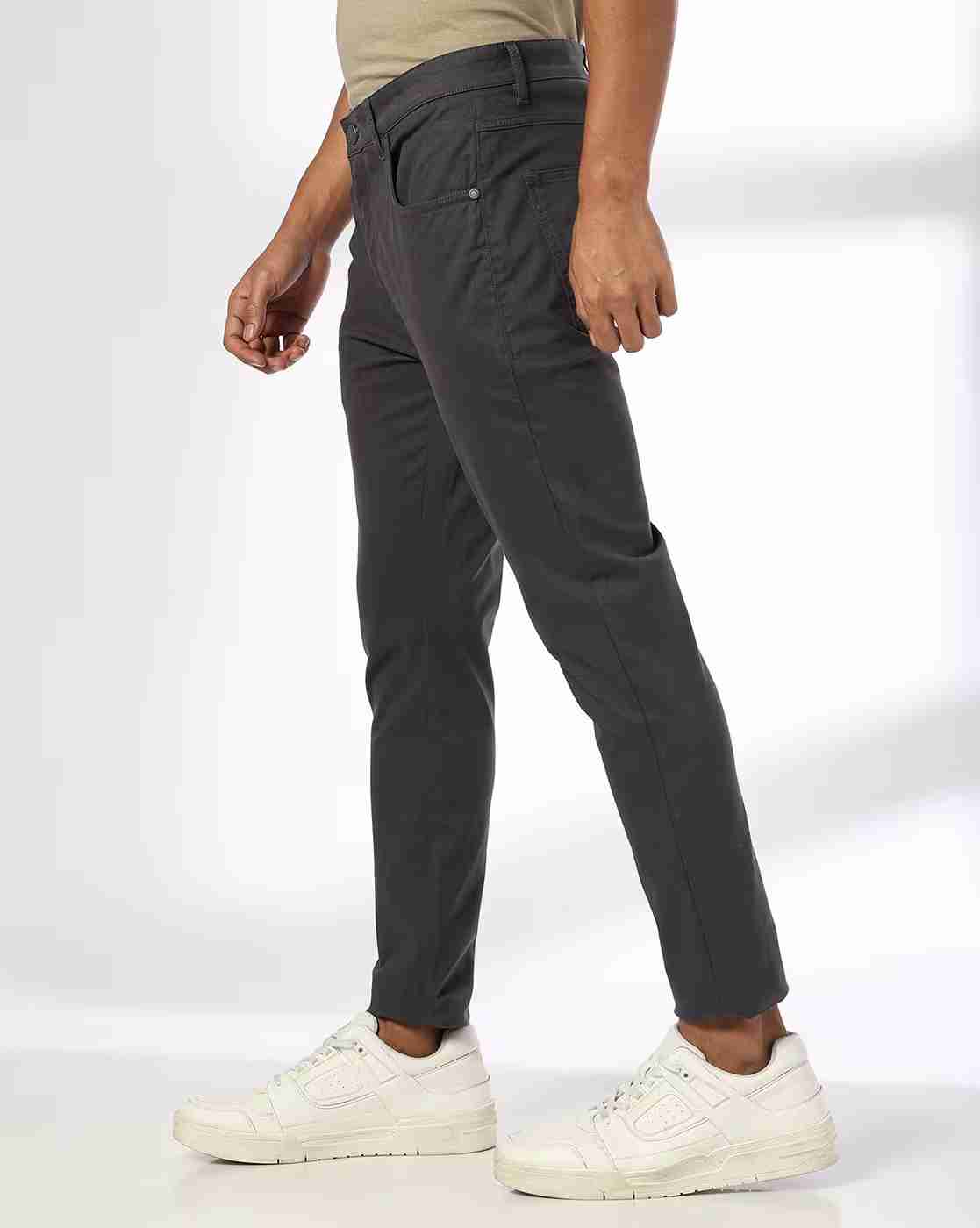 JOHN PLAYERS | Men Skinny Fit Flat-Front Chinos|1