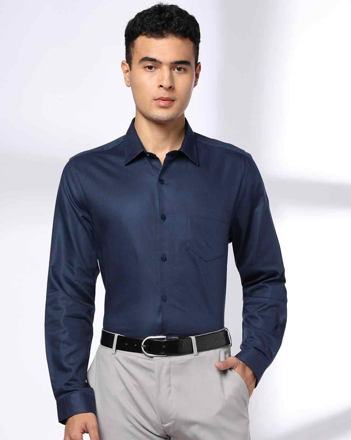 Men Slim Fit Shirt with Patch Pocket
