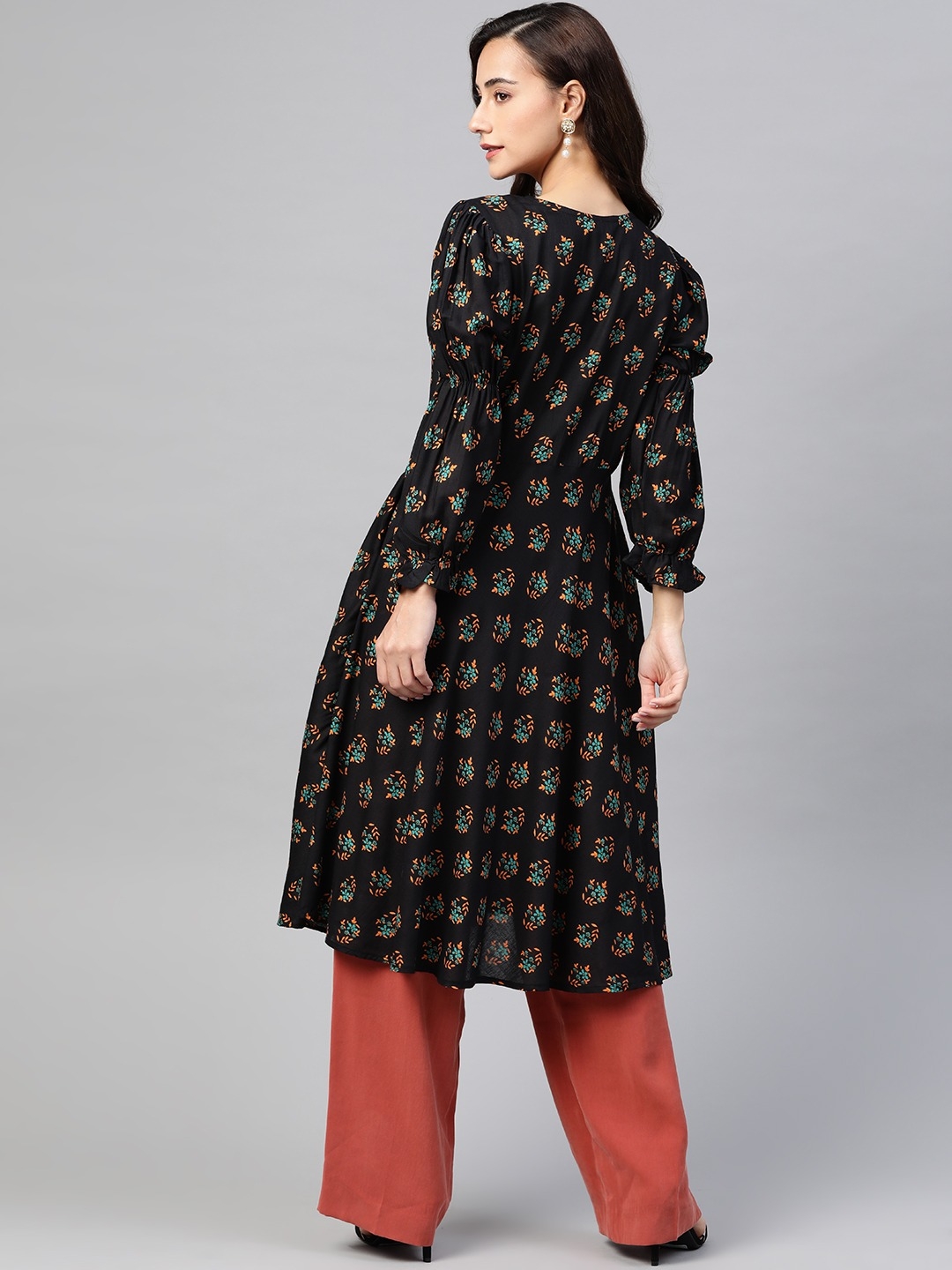 Jompers | Jompers flared Rayon floral Print kurta with puff sleeves 2
