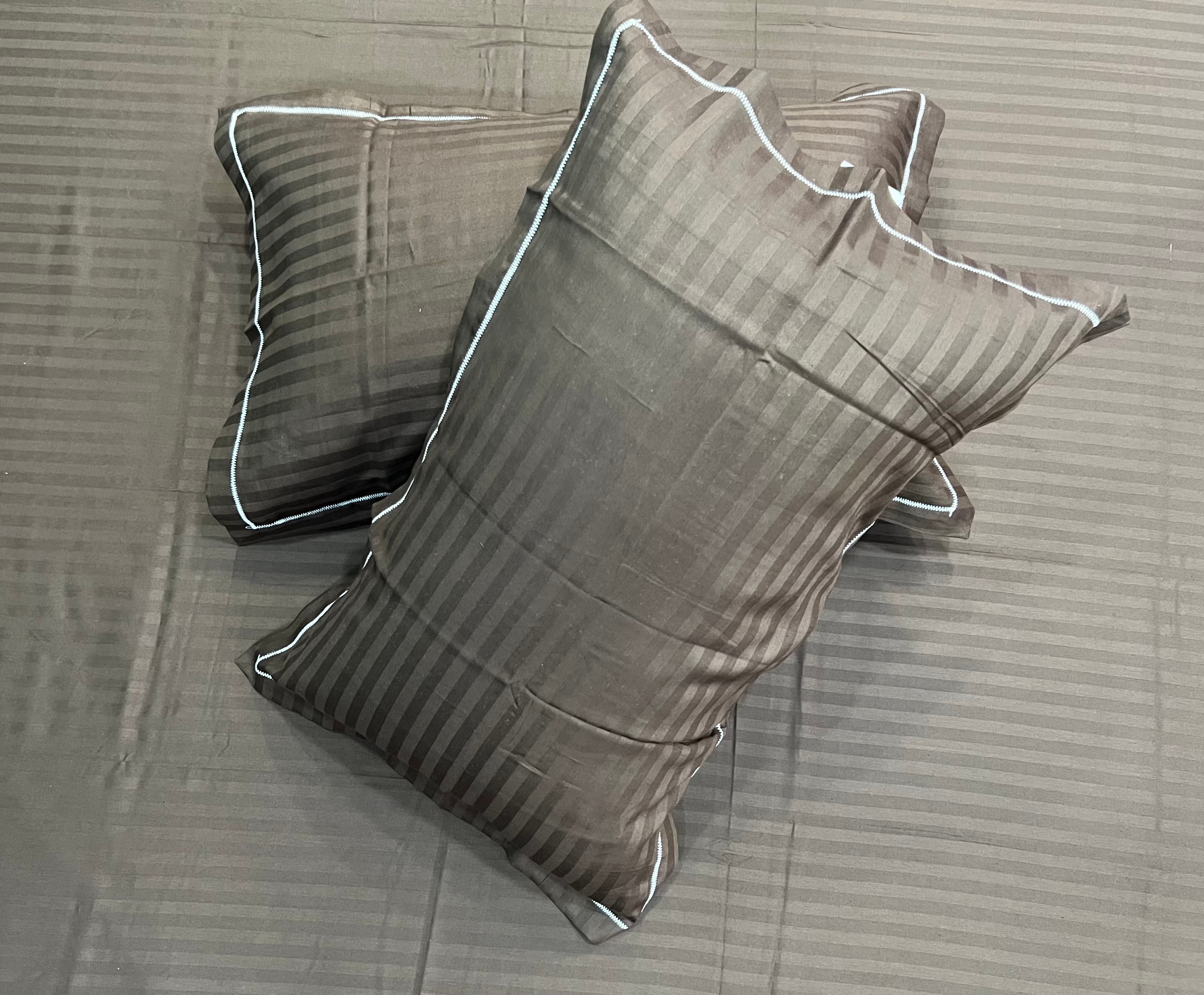 Boria Bistar | Boria Bistar 170TC  Pure Cotton Satin Stripes Plain Bedsheet with 2 pillowcases