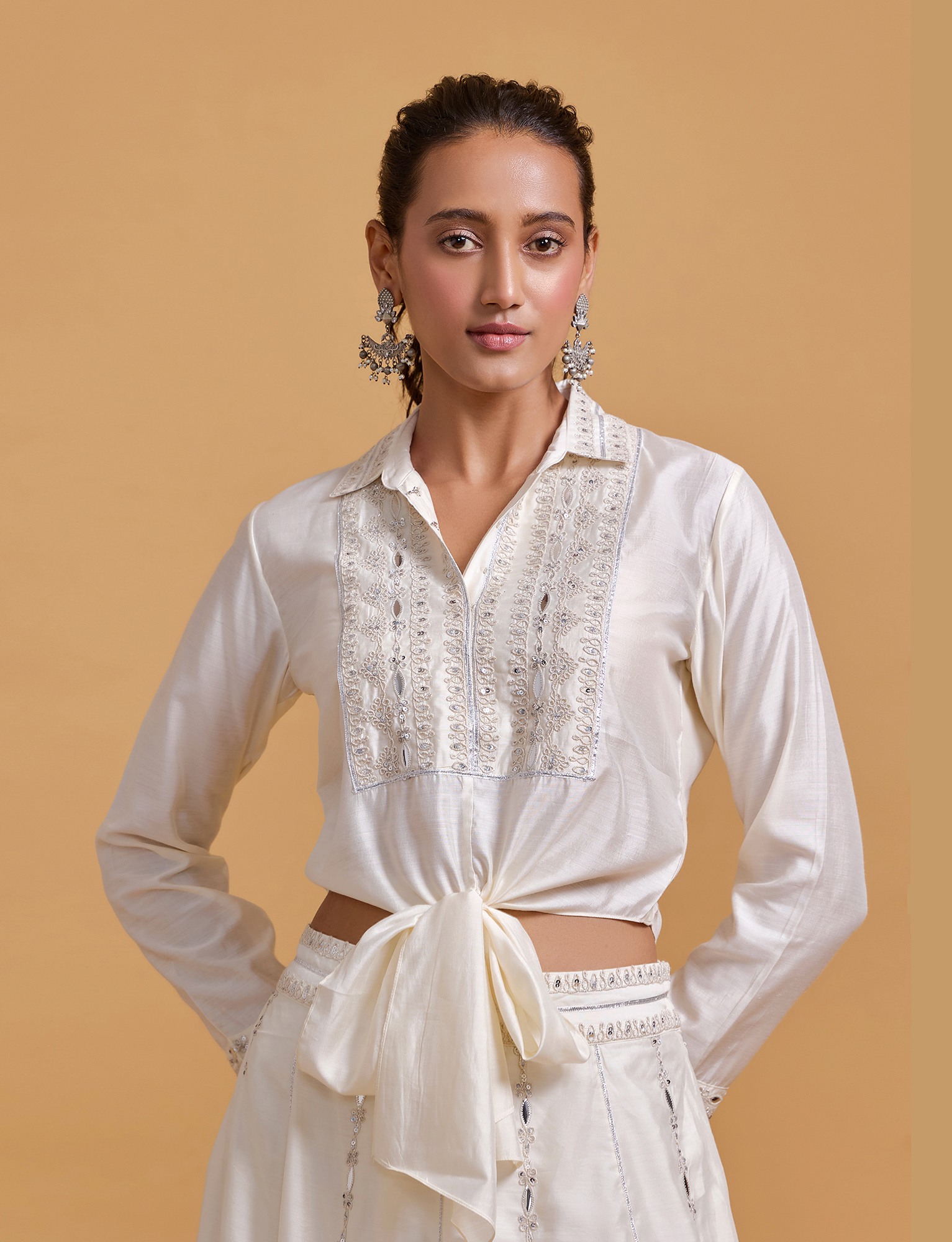 Zeenat Offwhite Tie Up Blouse