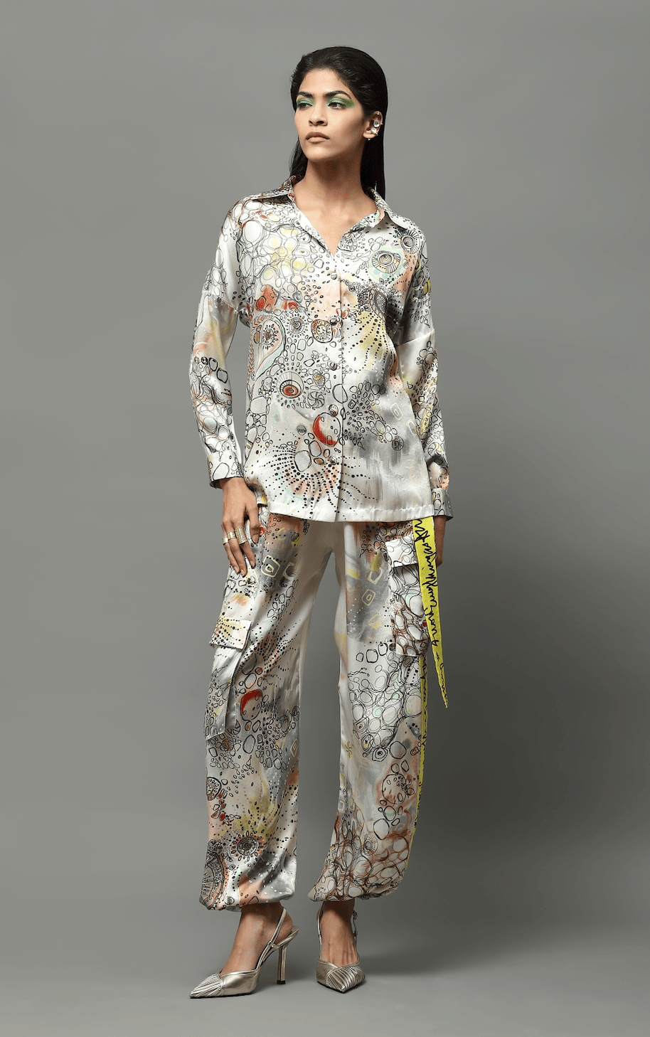 PRINTED SATIN SHIRT WITH JOGGERS