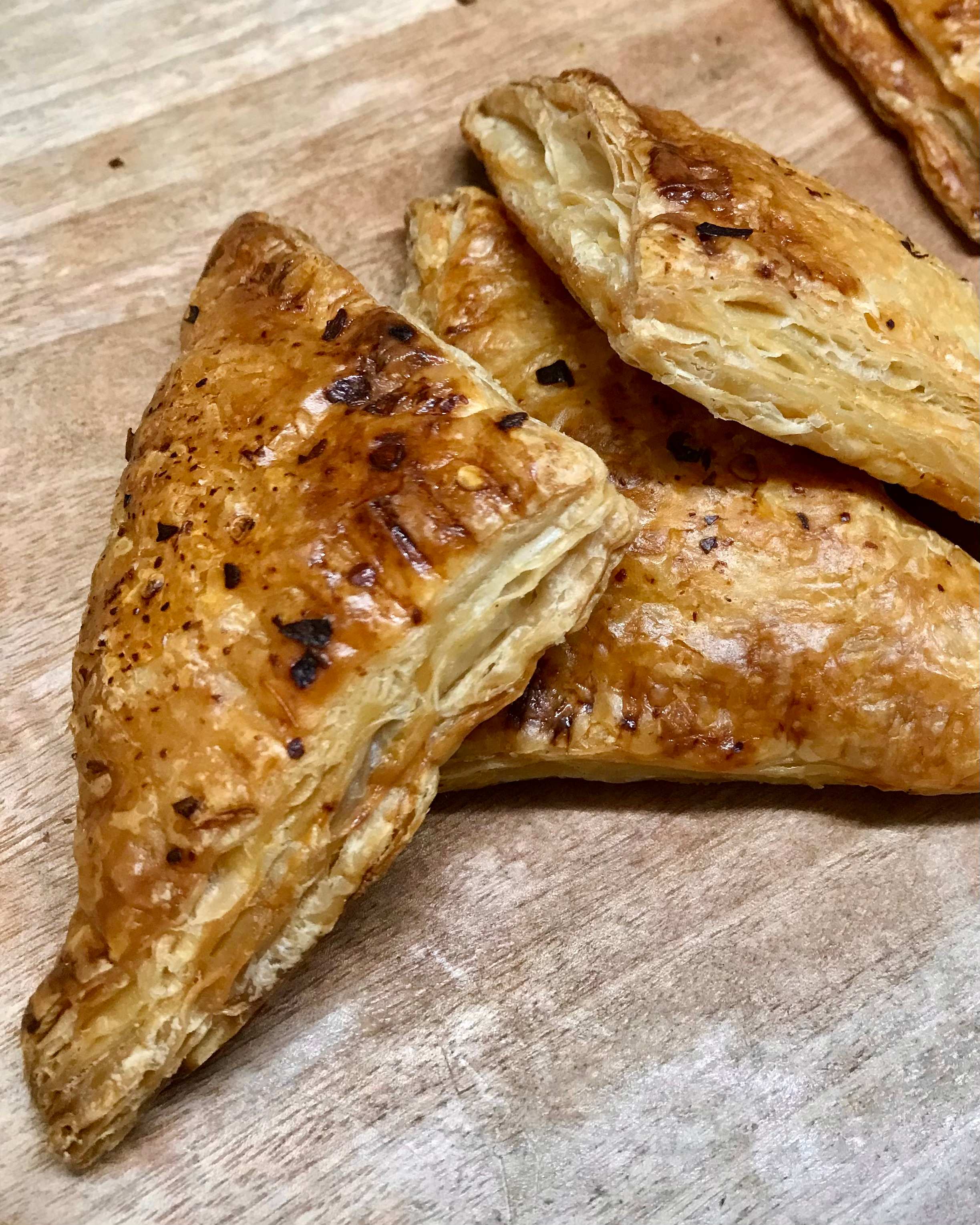 Paneer & Capsicum Puff