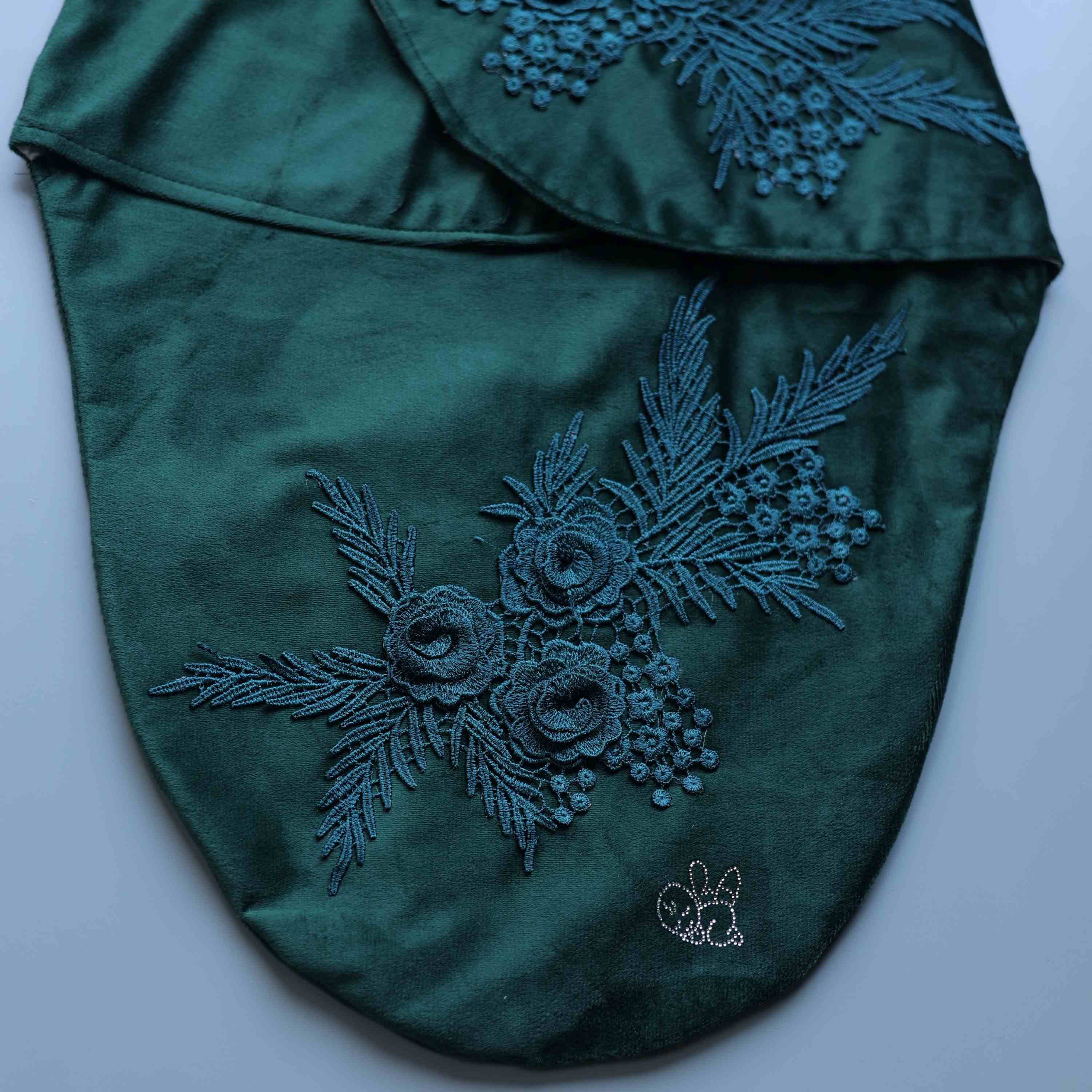 WINTER BLOOM VELOUR SWADDLE SET