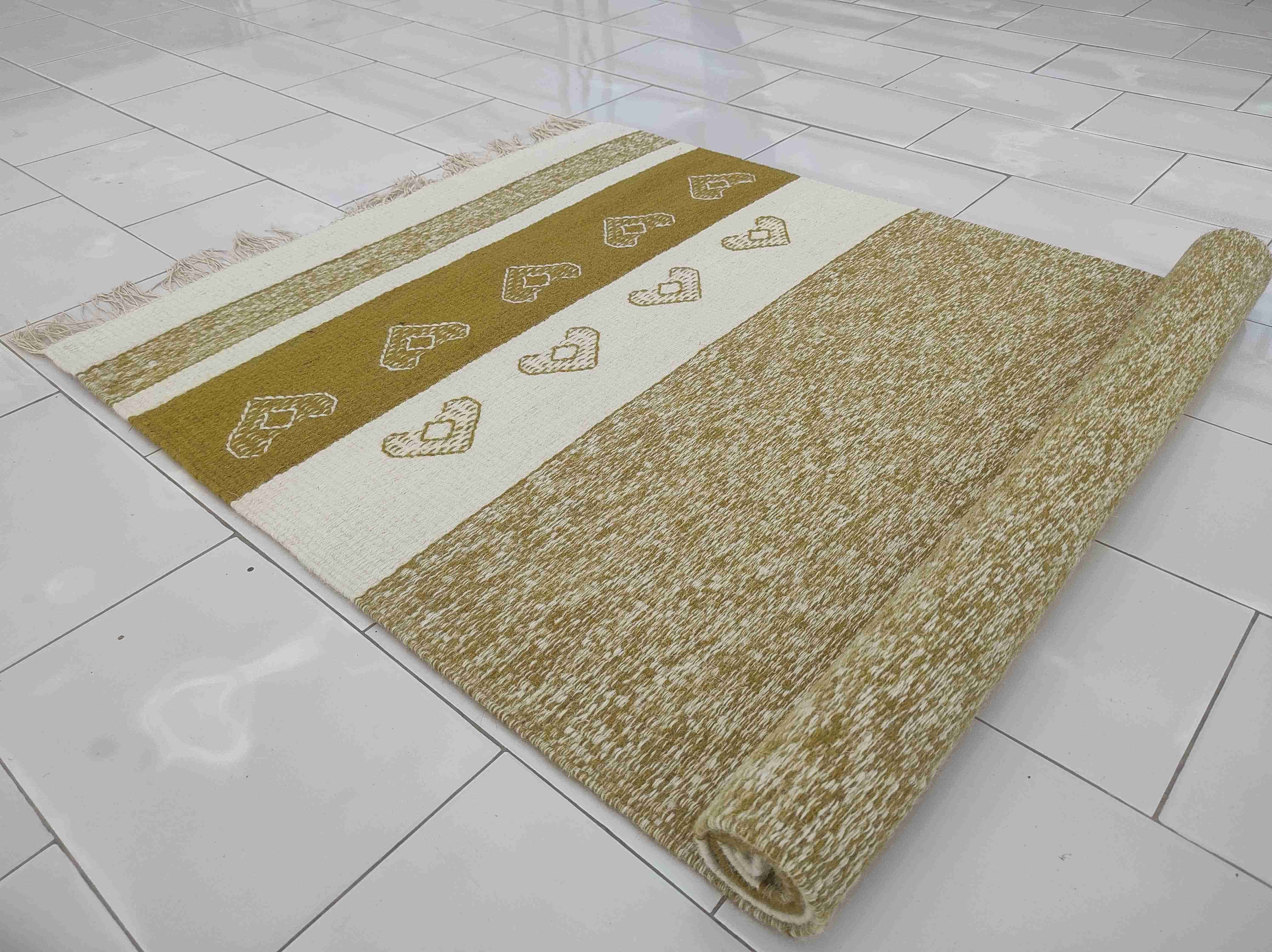 Fynd Carpet