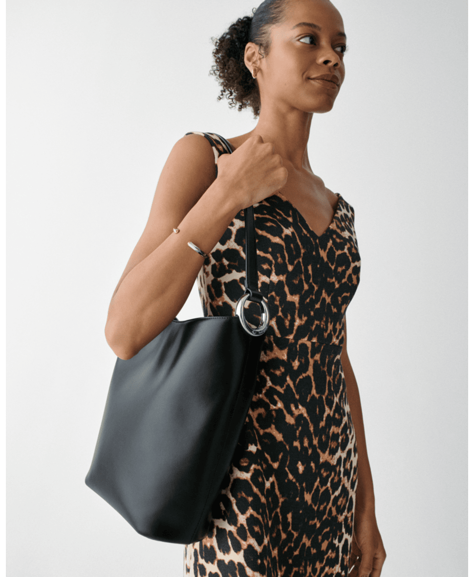 Halo Bucket Bag
