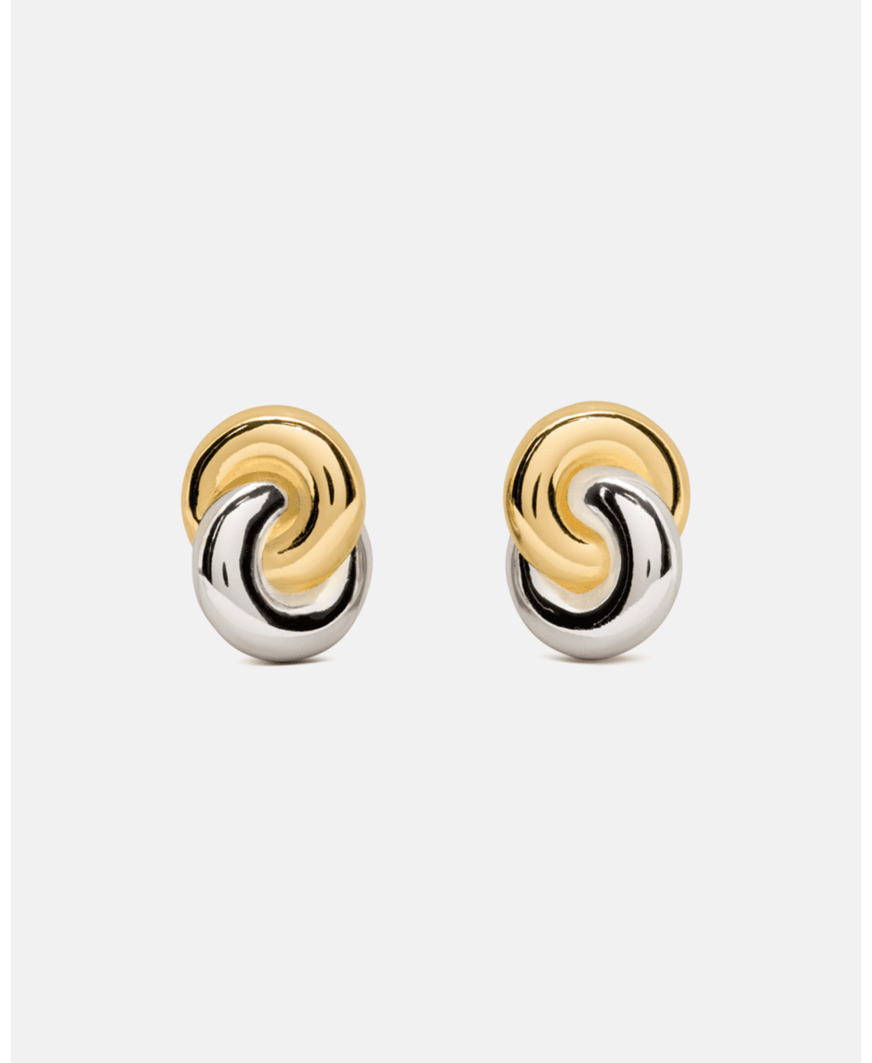 Interlock Studs