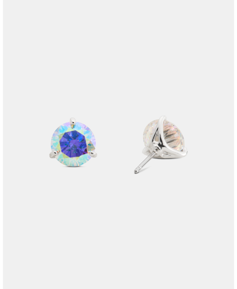 Brilliant statements trio prong studs