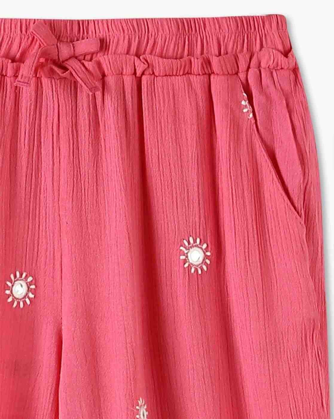 KG FRENDZ | Girls Embroidered Crinkled Regular Fit Jogger Pants|2