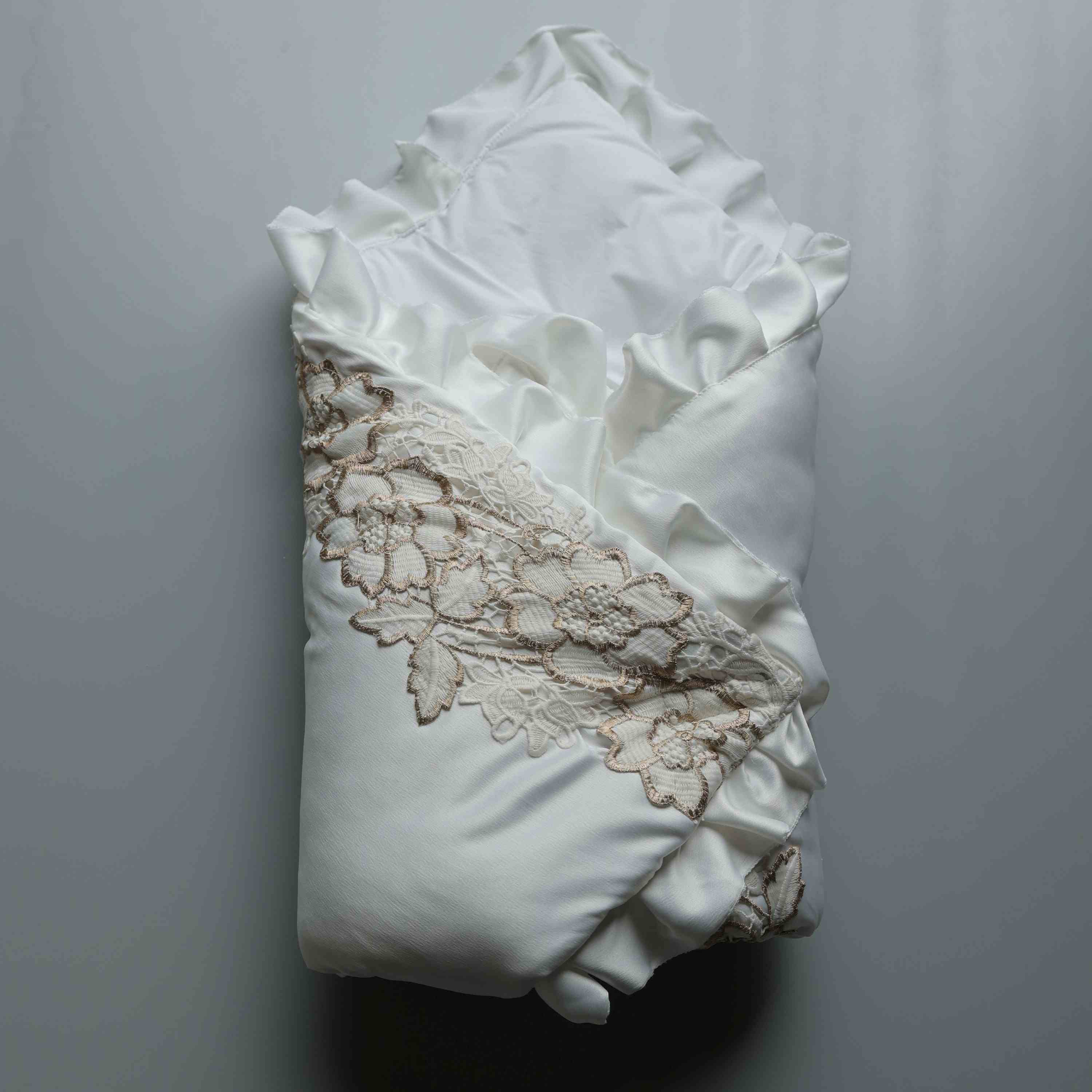 Blanc Belle Baby Drape Set