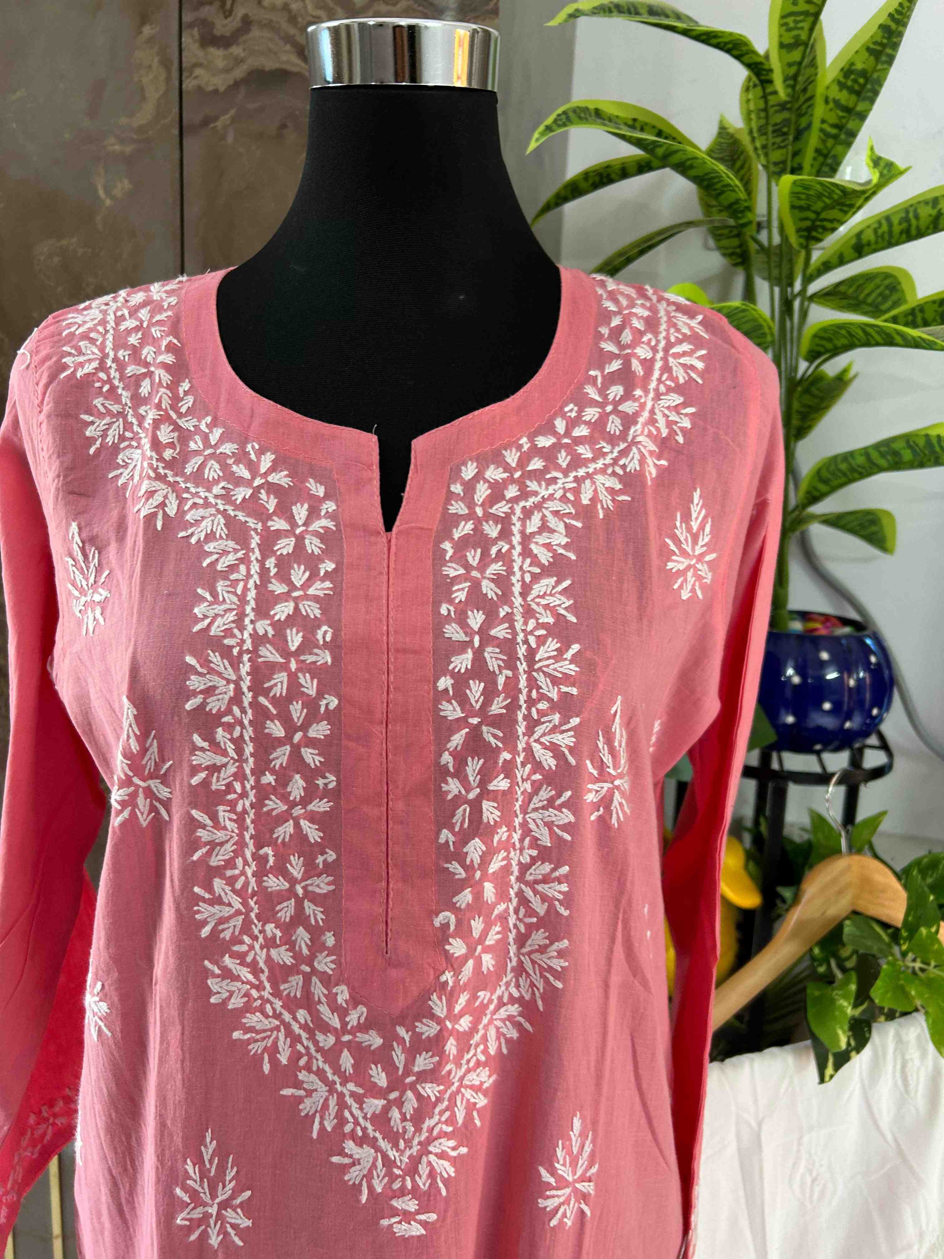 Pink chicken Kari cotton kurta with white chickenkari pant