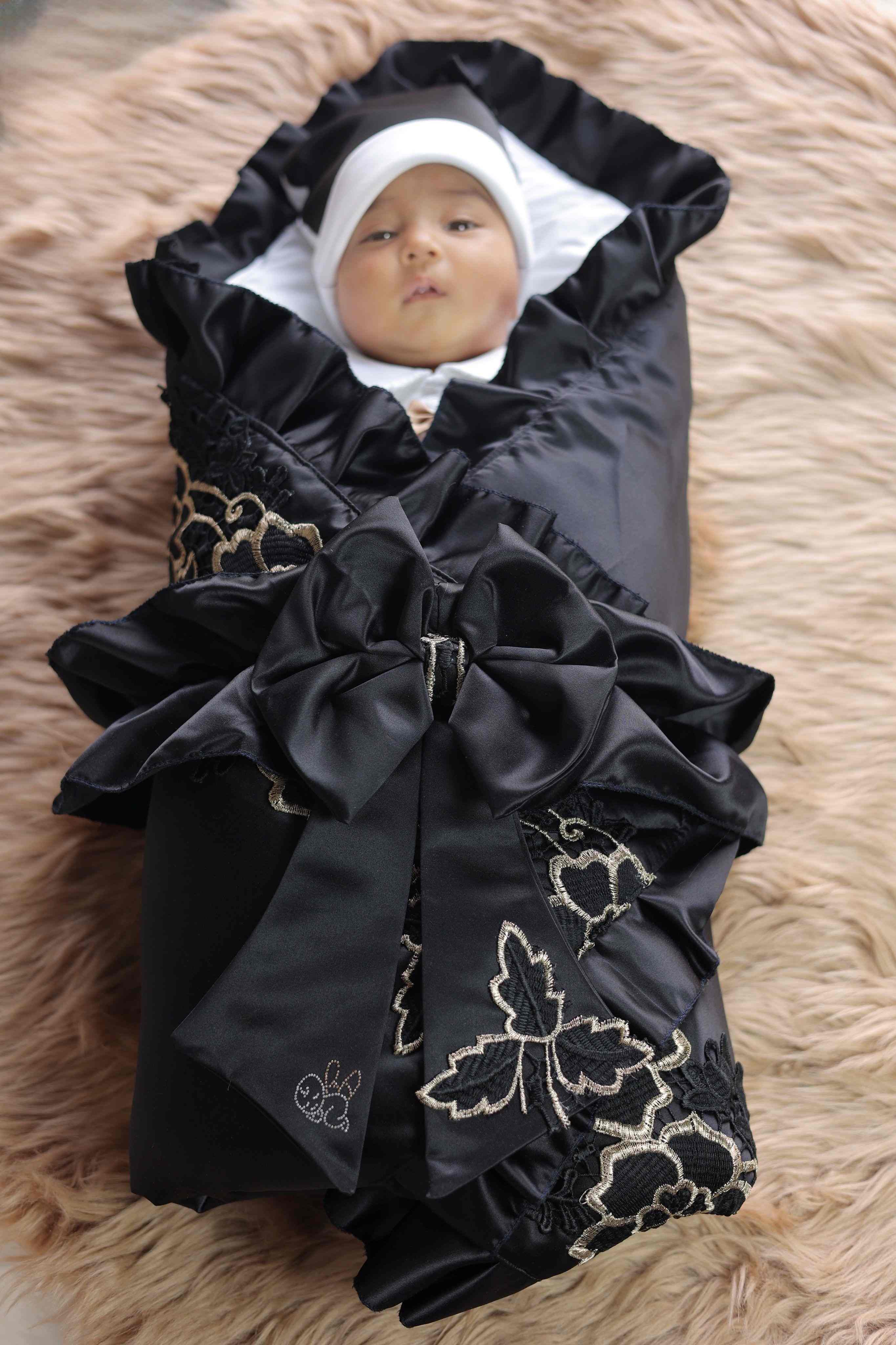 Royal Noir Drape Set