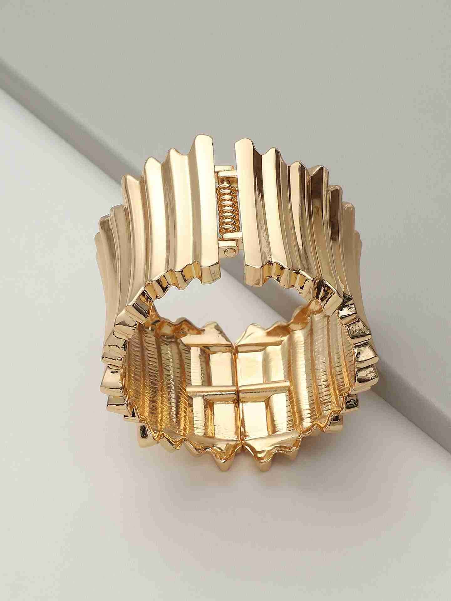 Gold Bling Pillars Bracelet