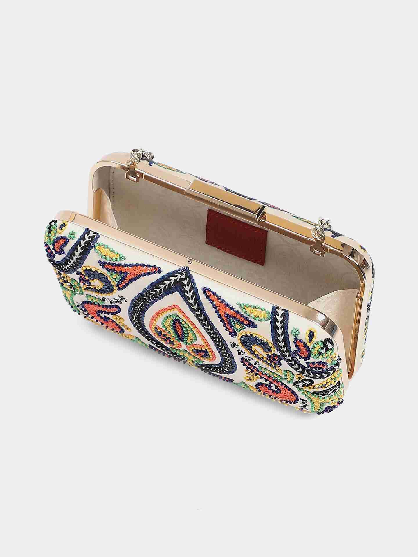 White Aura Clutch