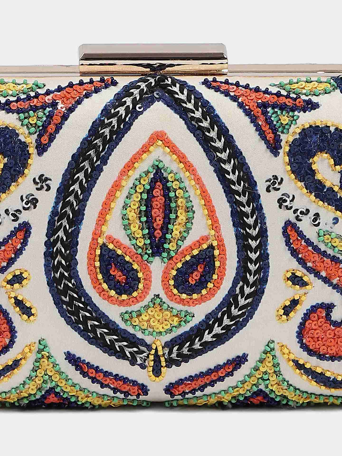 White Aura Clutch
