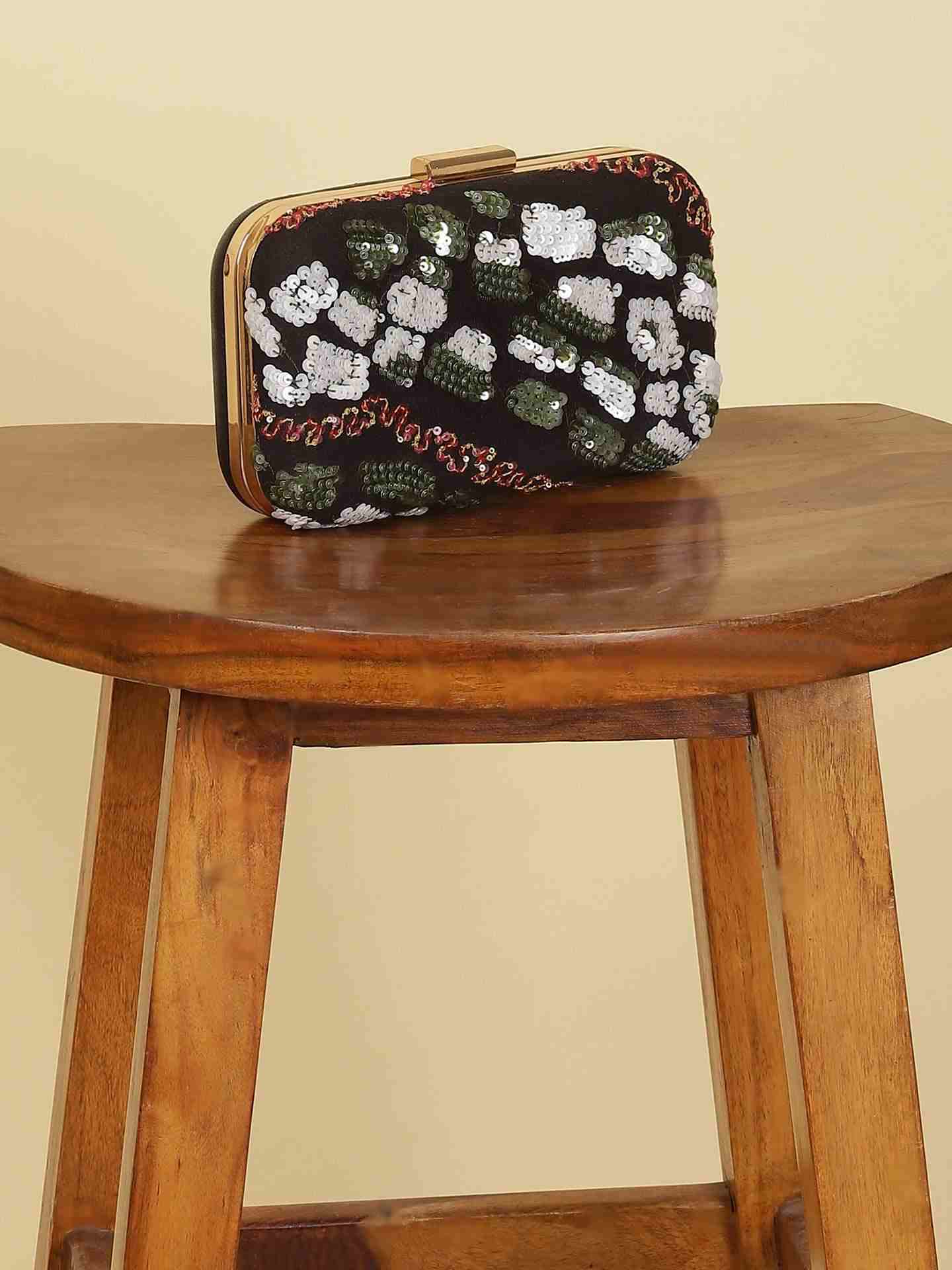 Green Wishbone Clutch