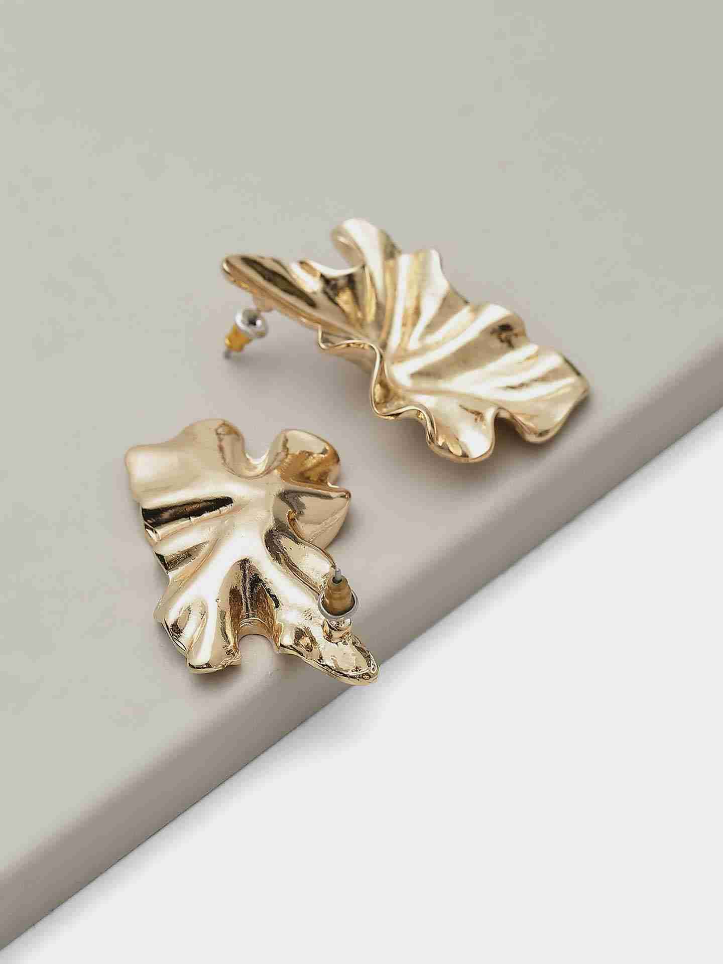 Gold Valiant Gold Wrap Earrings