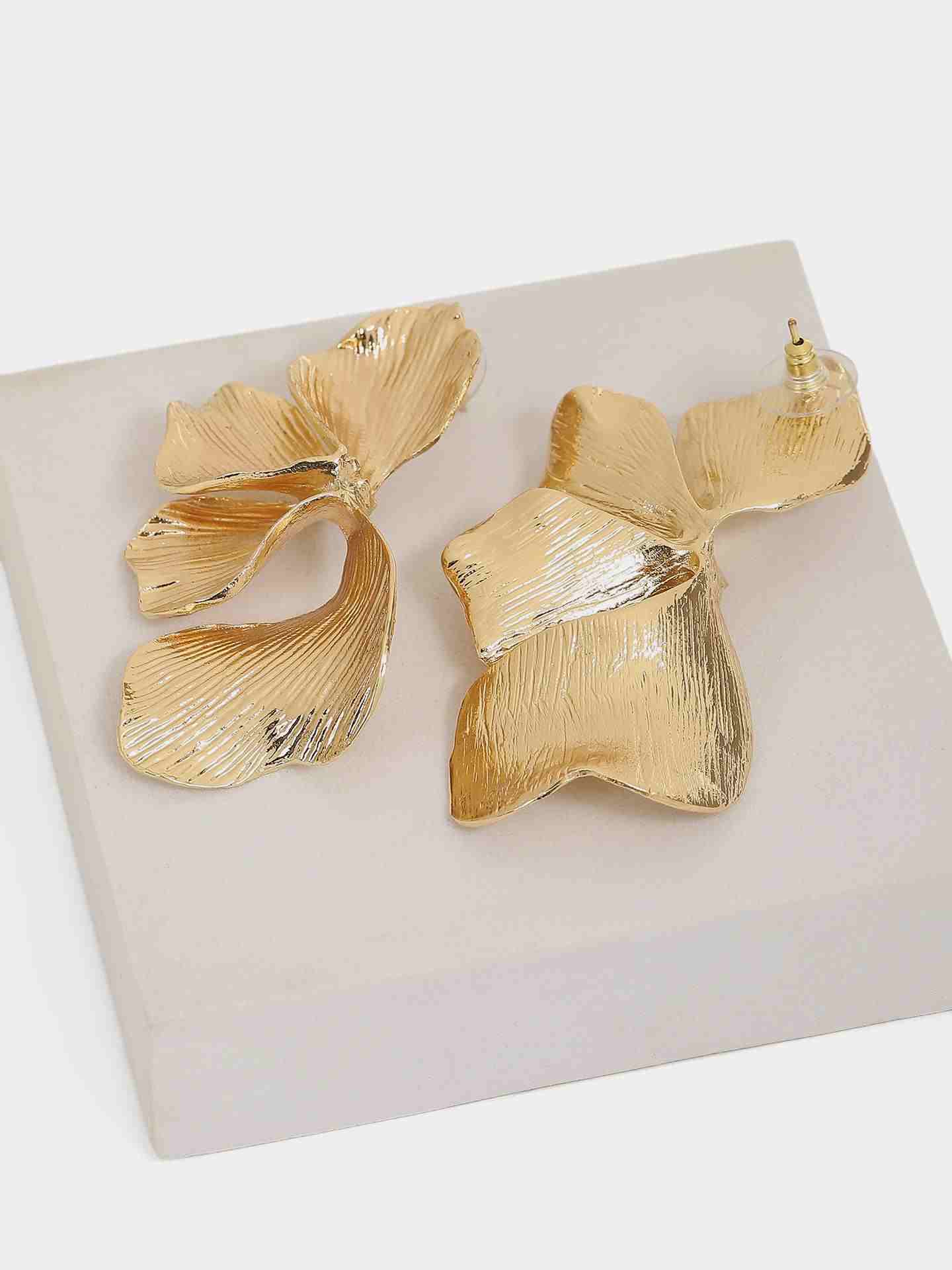 Gold Petal Prism Earrings