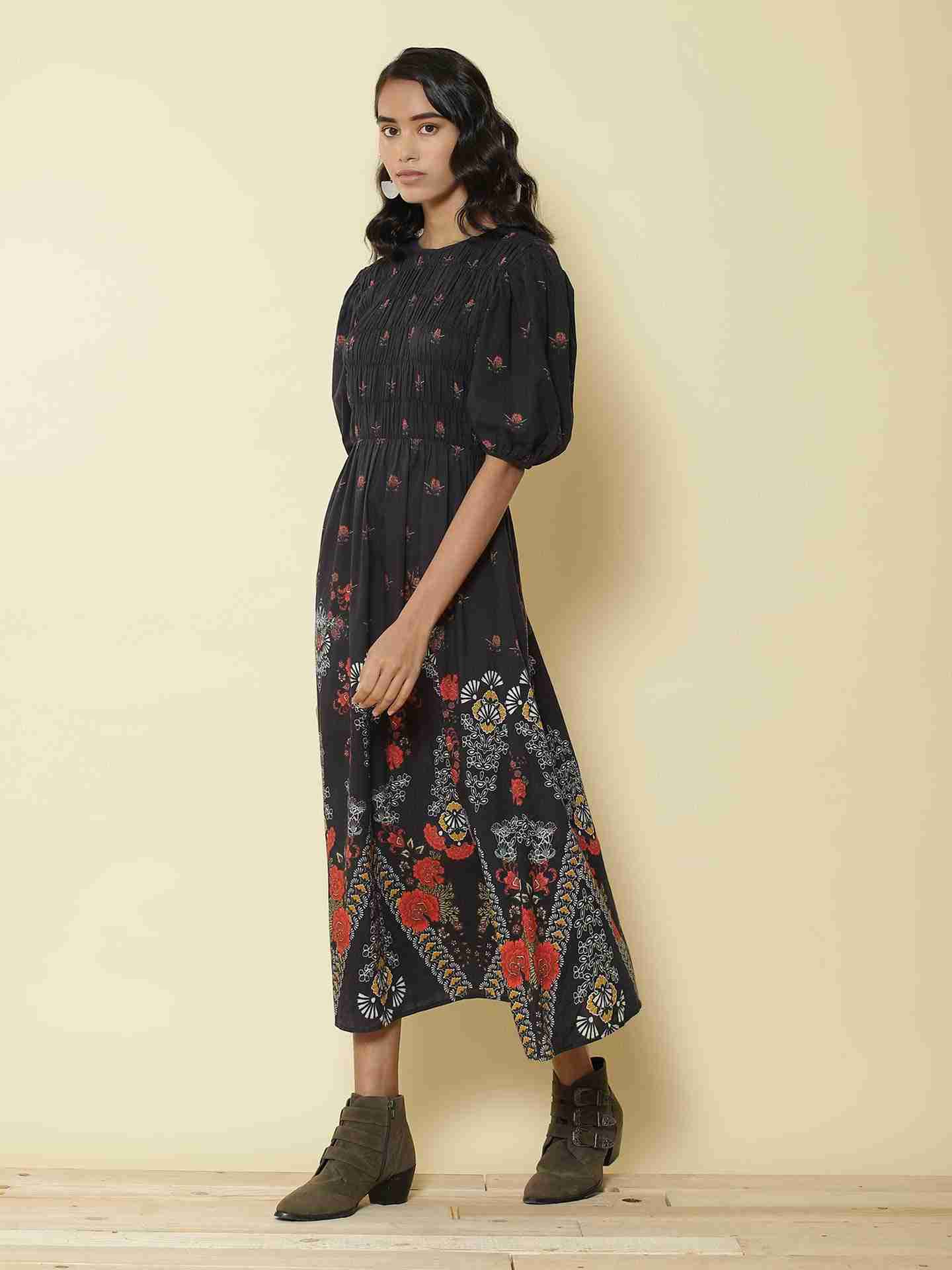 Black Vierra Maxi Dress