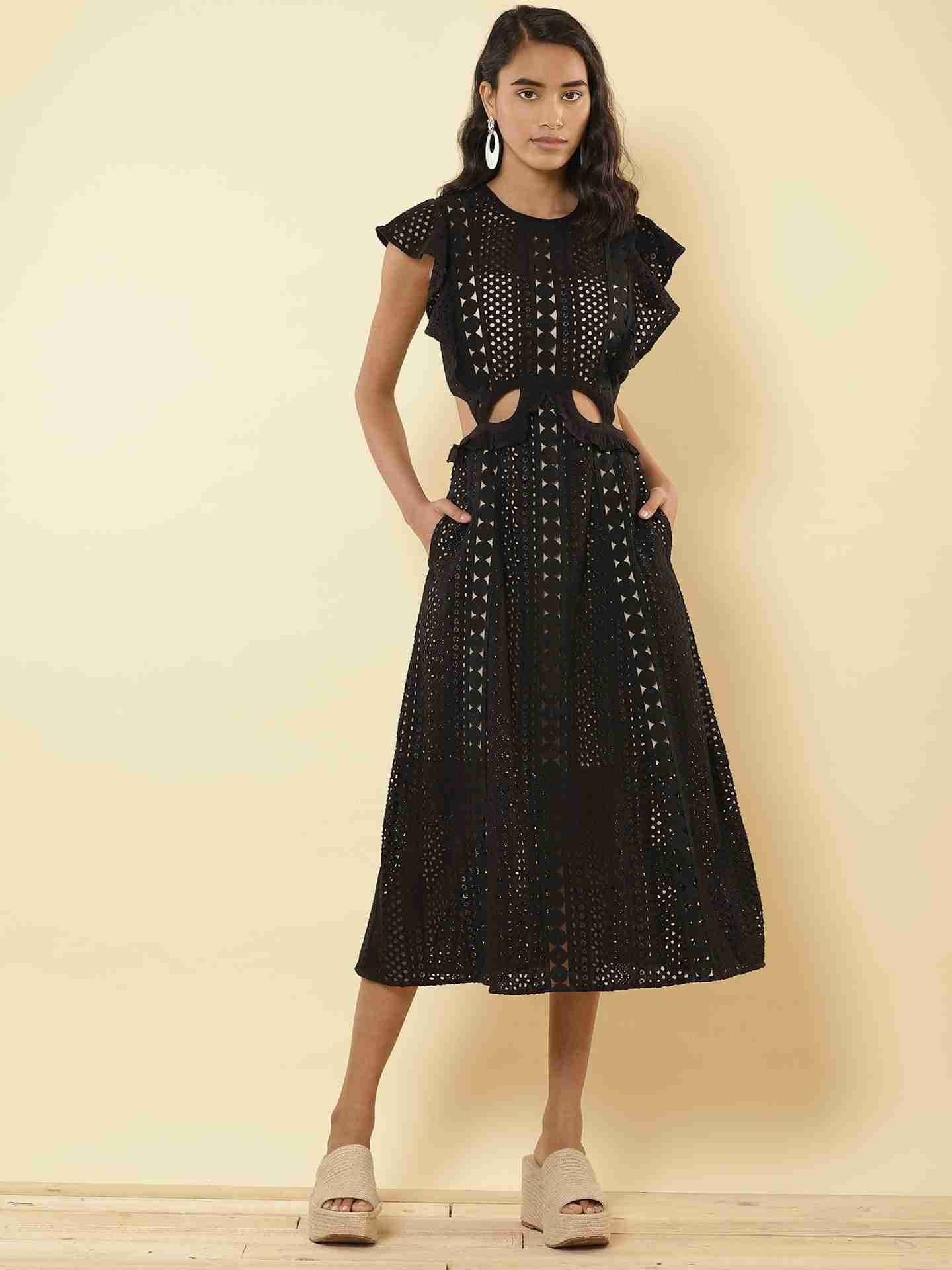 Black Solid Breeze Cut-Out Dress