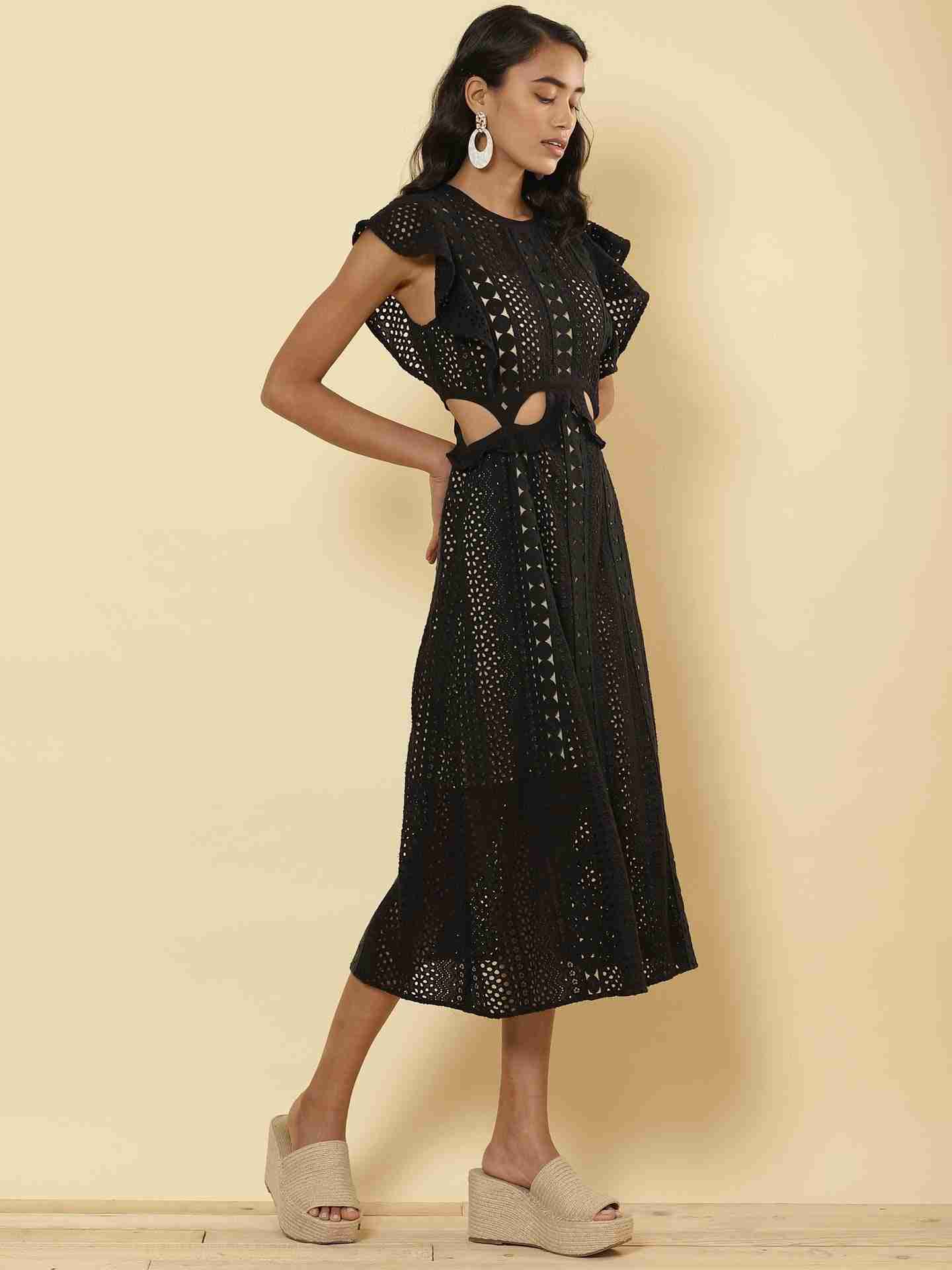 Black Solid Breeze Cut-Out Dress
