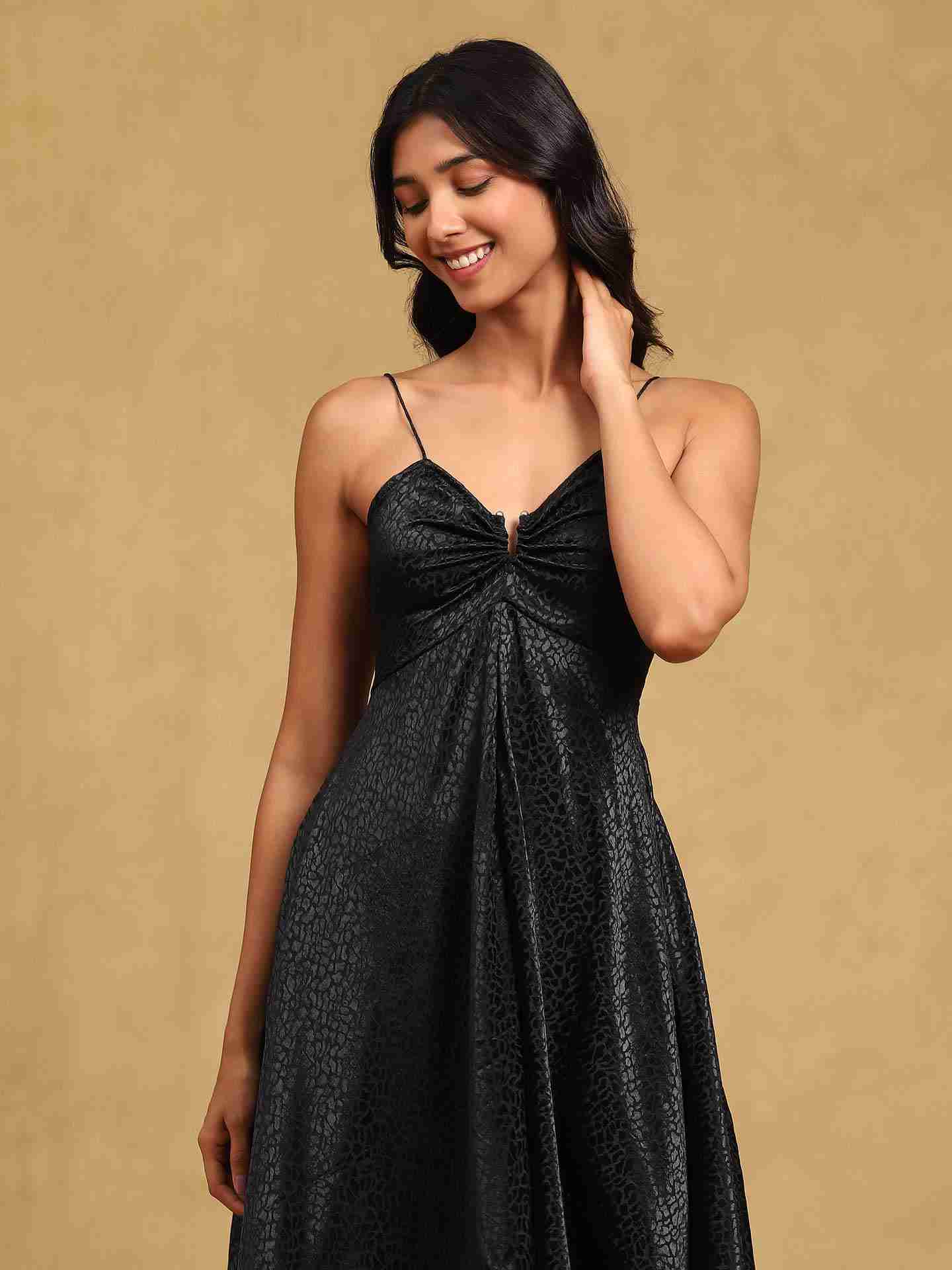 Black Strappy Solid Dress