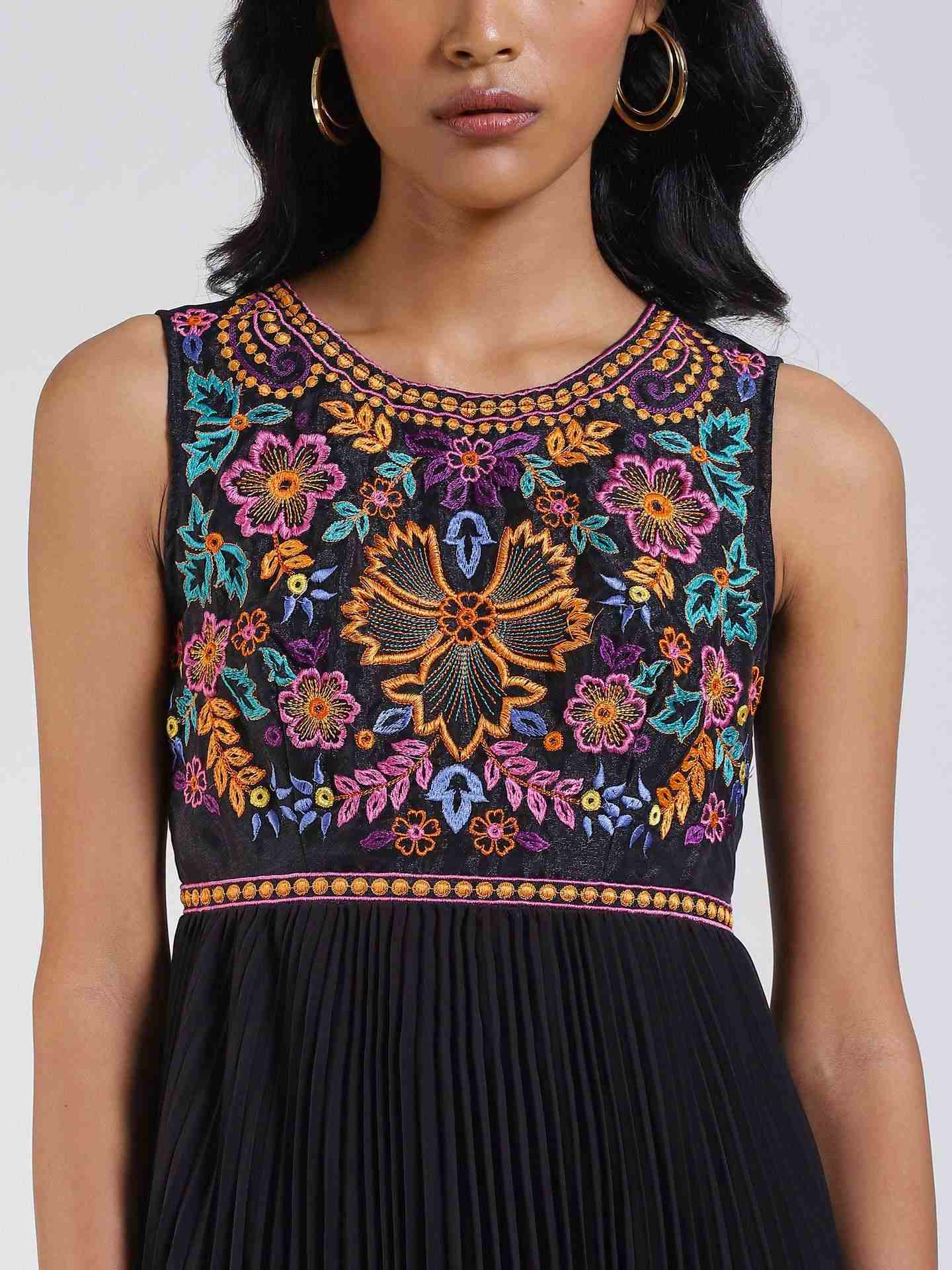 Black Flower Bust Dress