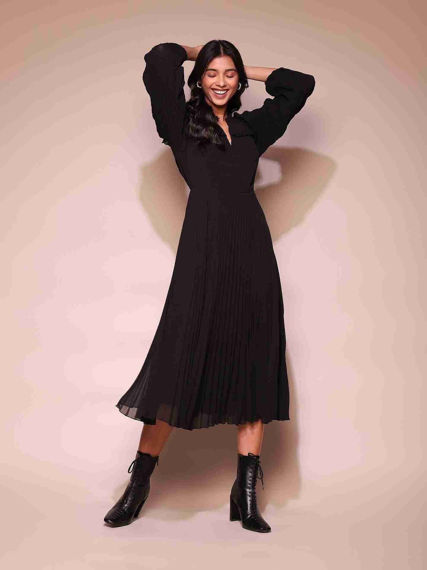 Black Ayli Midi Dress
