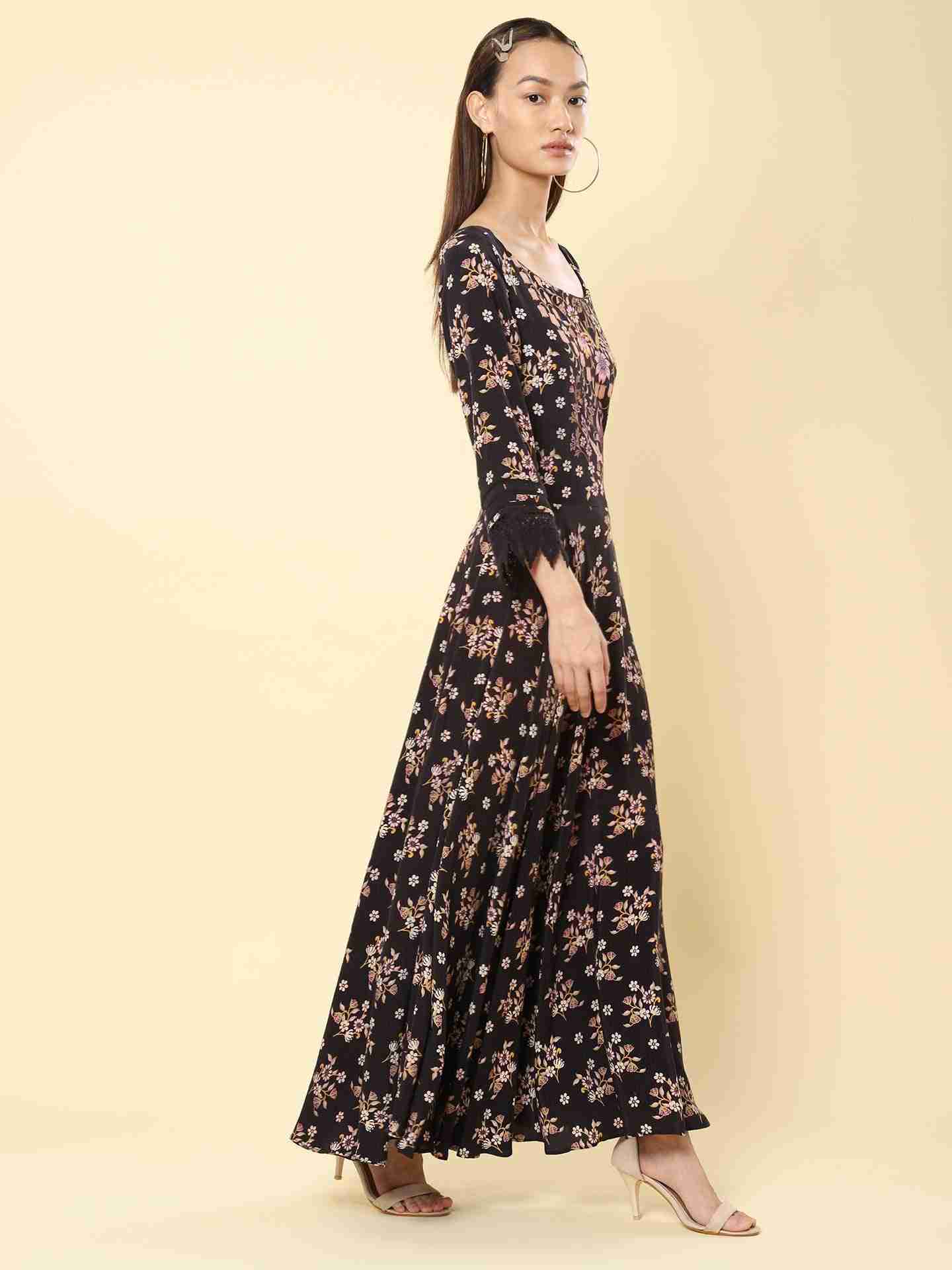 Black Mia Layout Maxi Dress