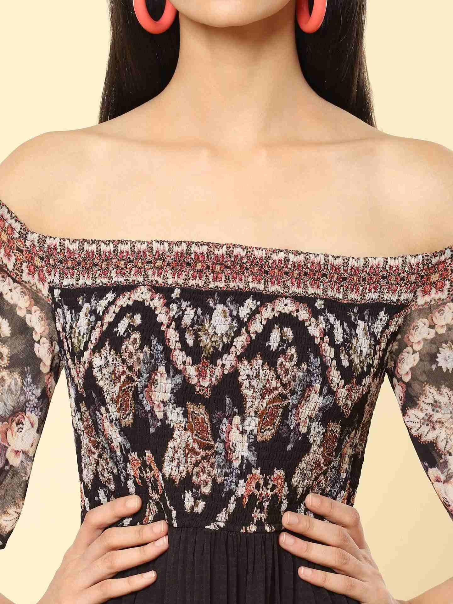 Black Rosette Border Print Off-The-Shoulder Dress