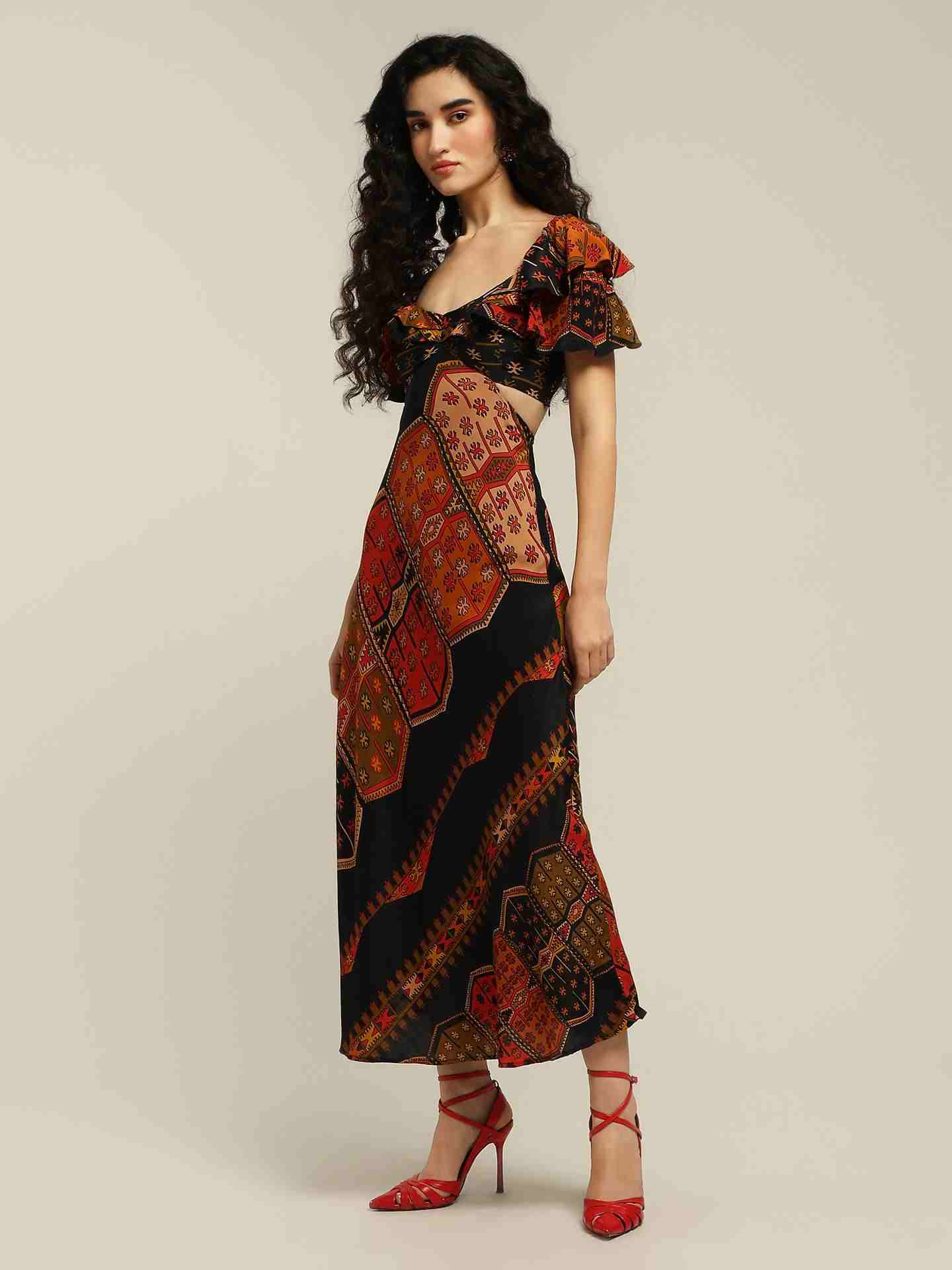 Black Fashion Flair Long Dress
