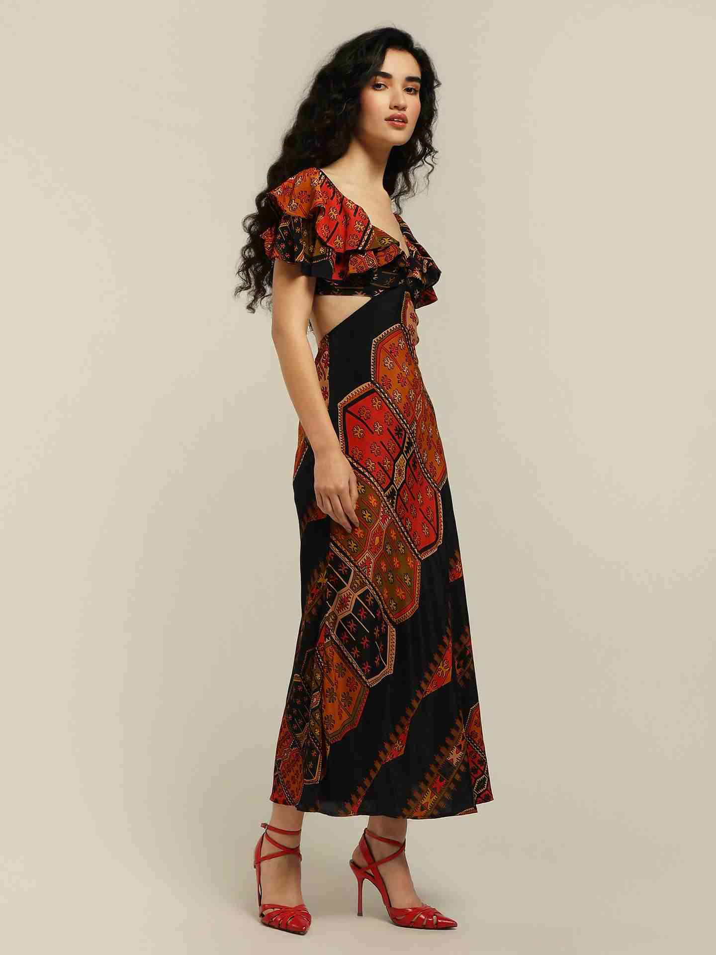 Black Fashion Flair Long Dress