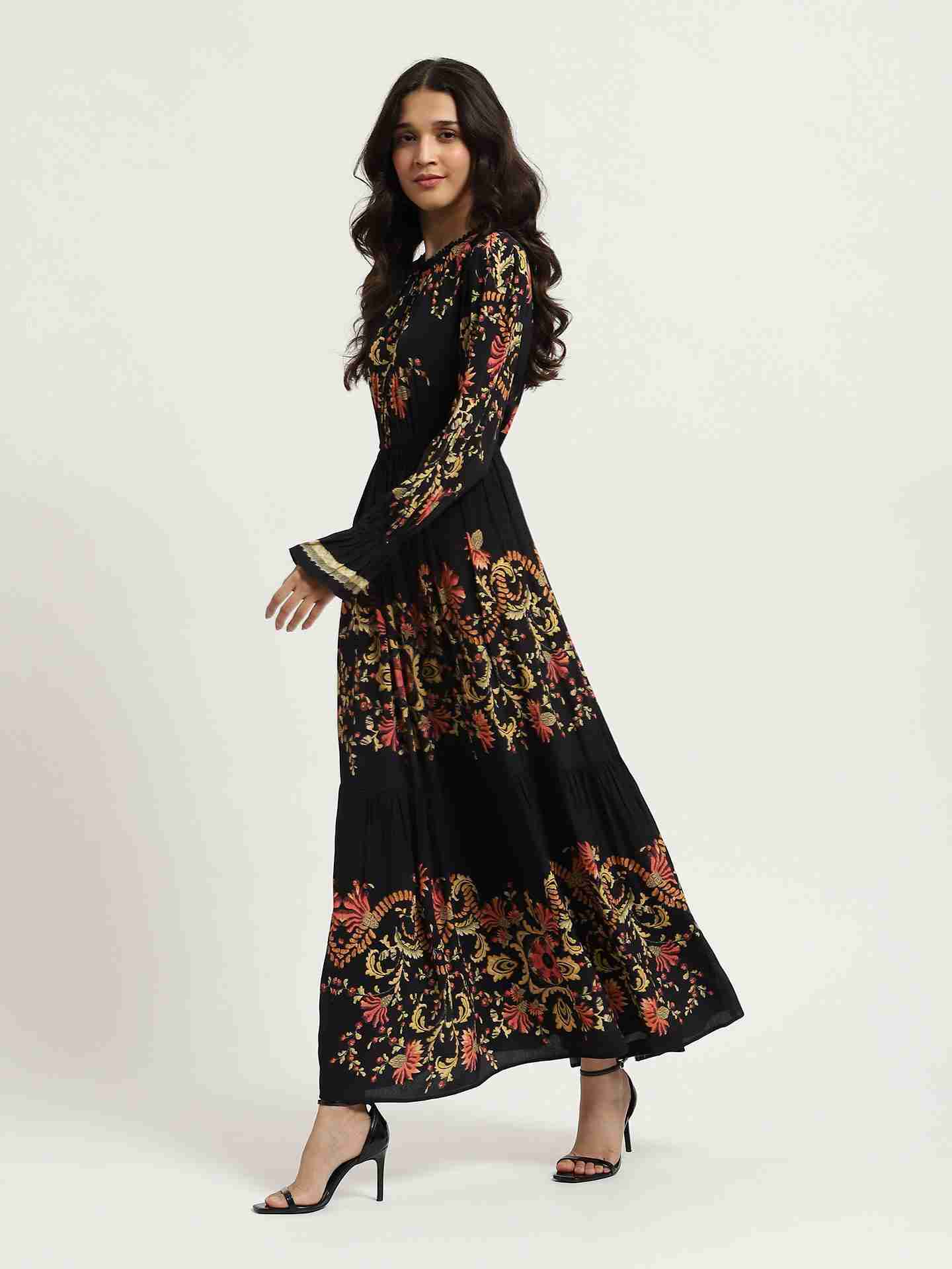 Black Itzel Long Dress