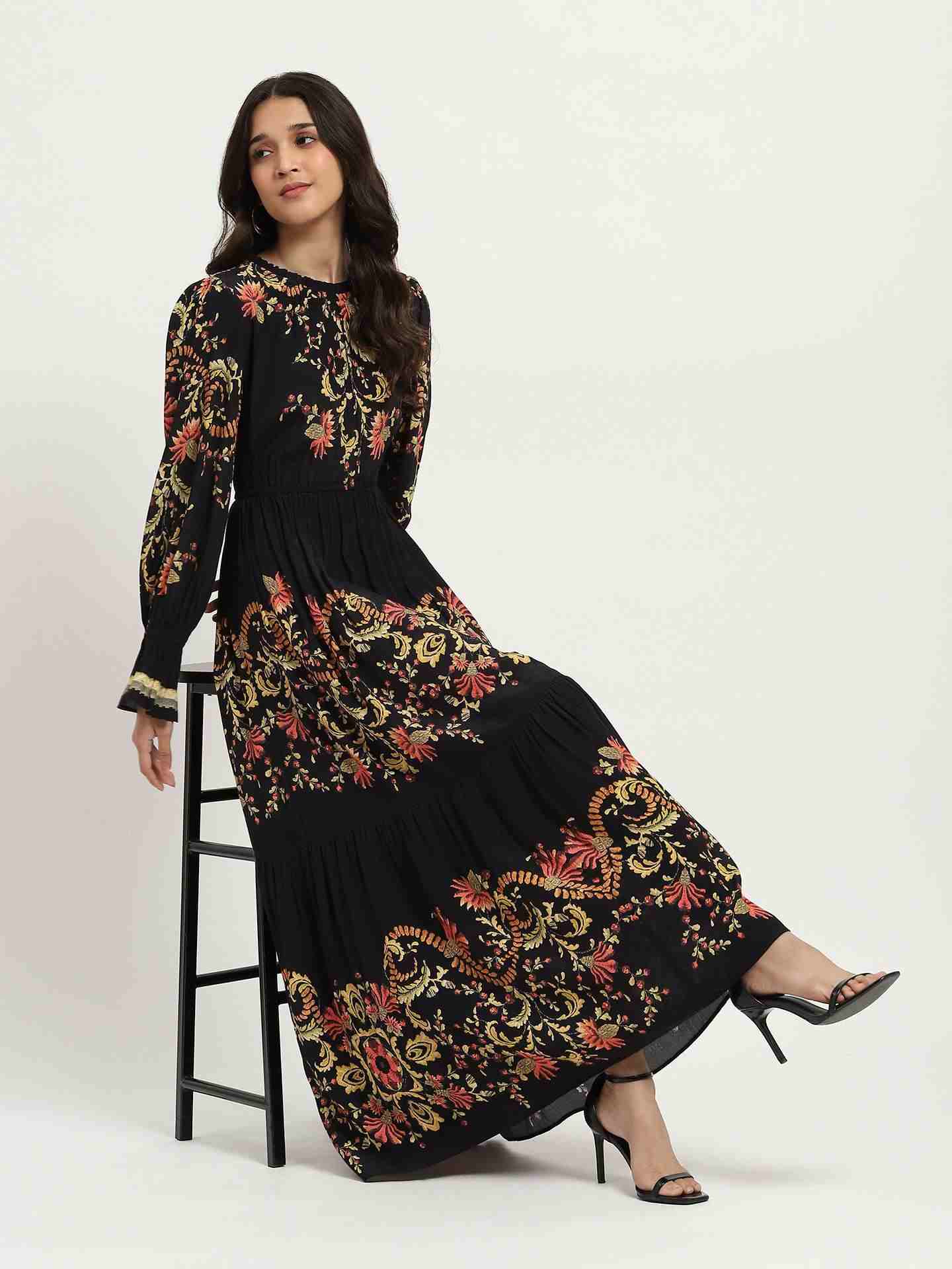 Black Itzel Long Dress