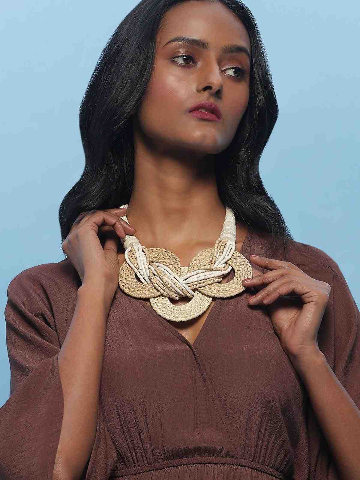 Gaia White Sands Hapaw Necklace