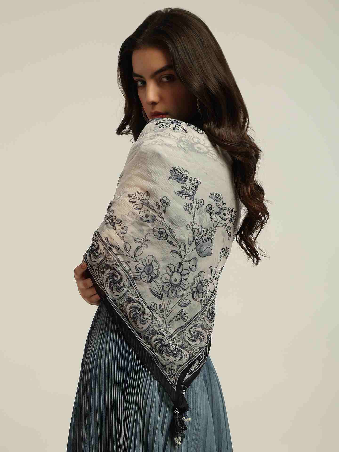 White Lisbne Square Scarf