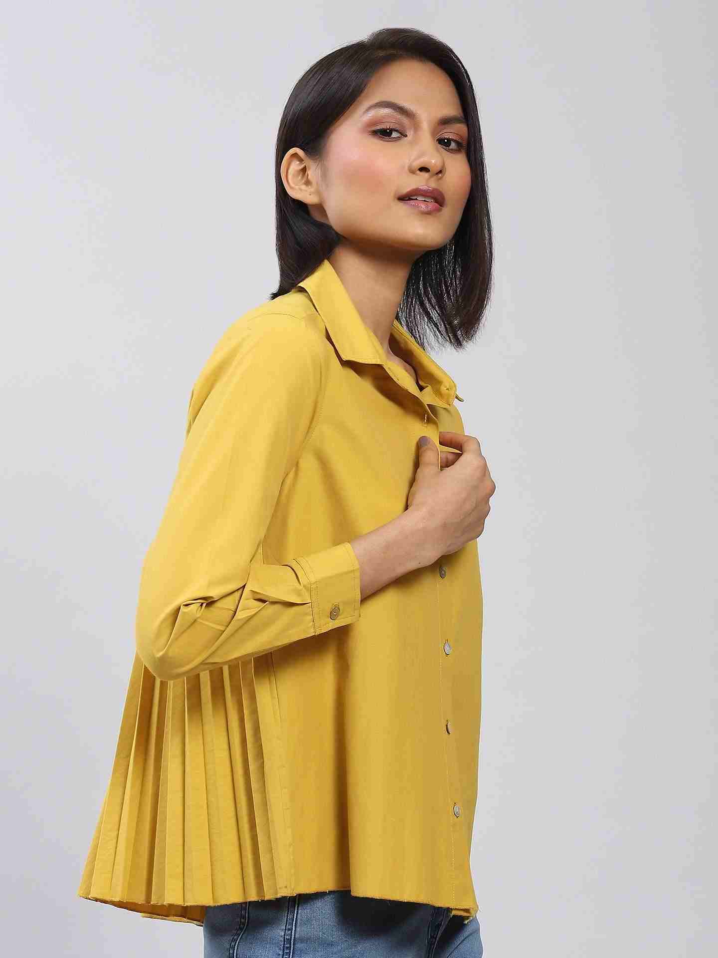 Mustard Leisure Basics Shirt