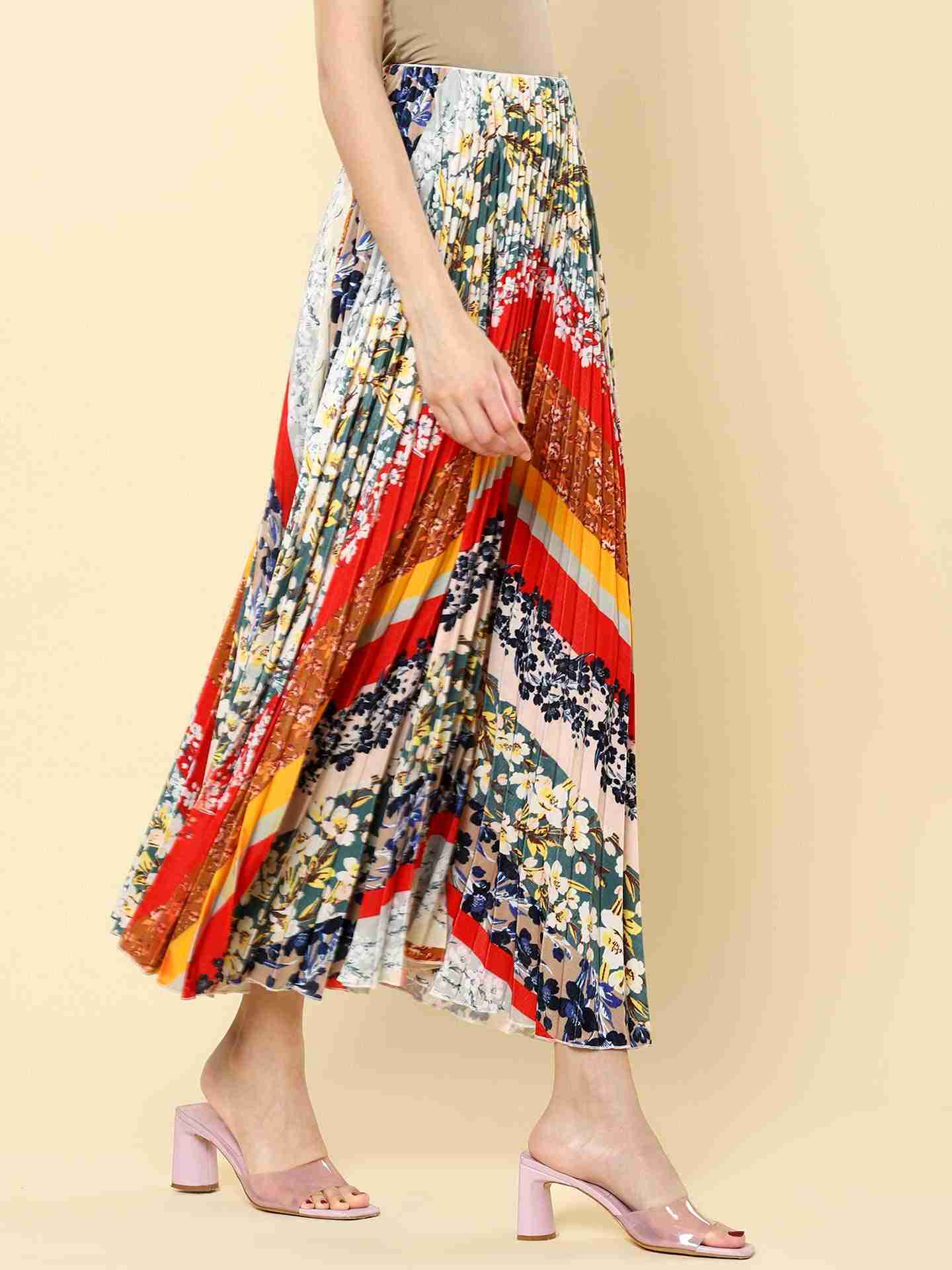 Multi Retreat Skirt