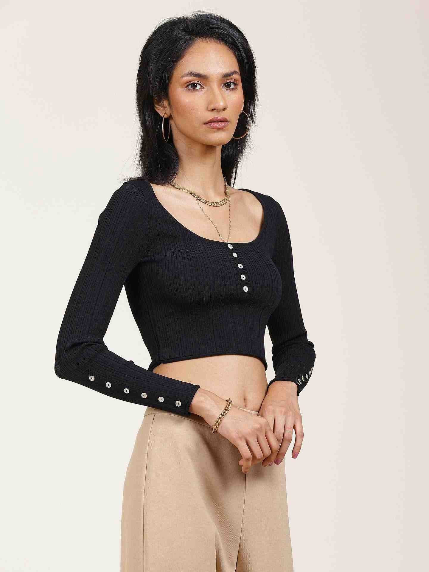 Black Leisure Basics T-Shirt