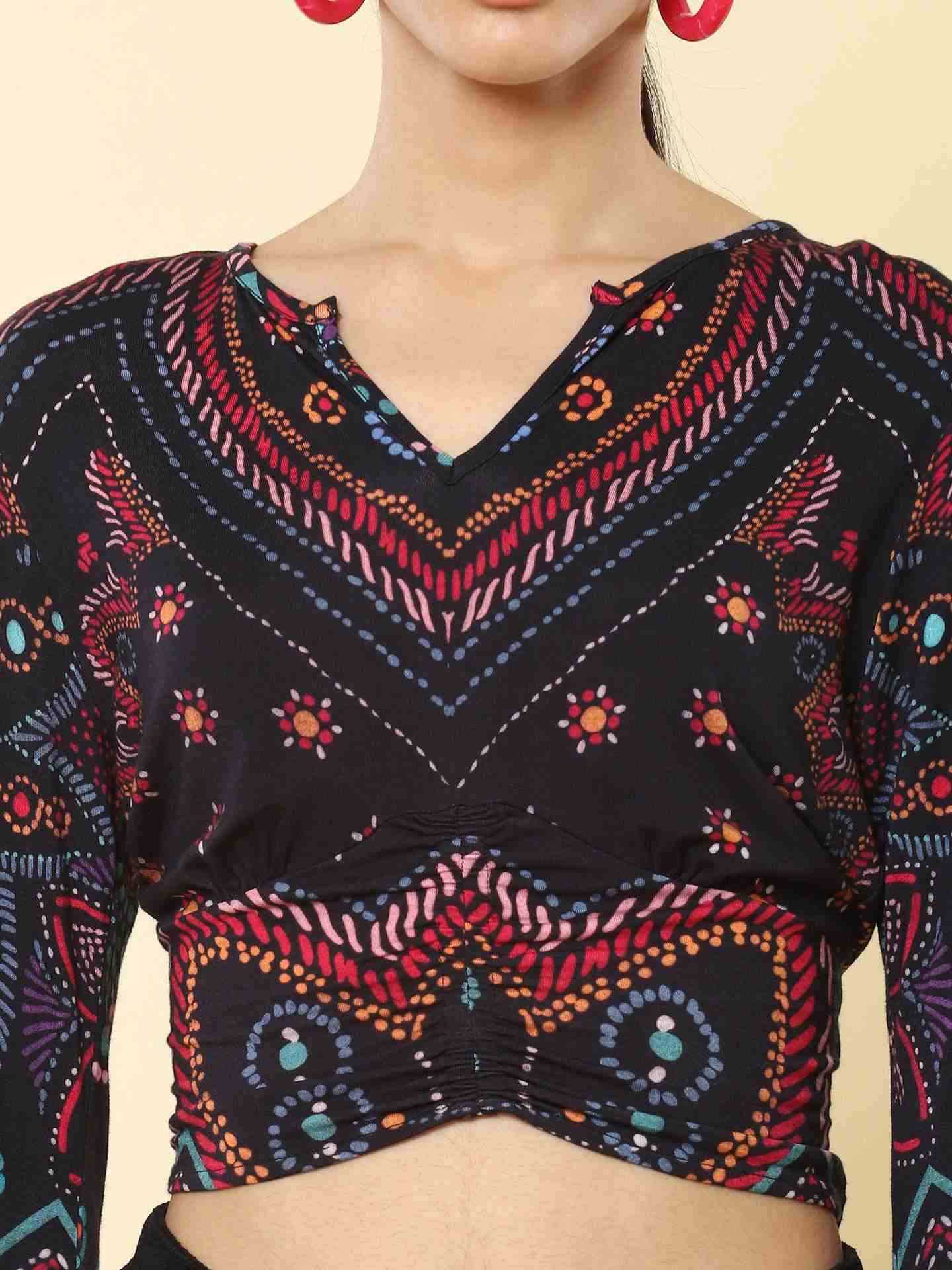 Black Catherine Crop Top