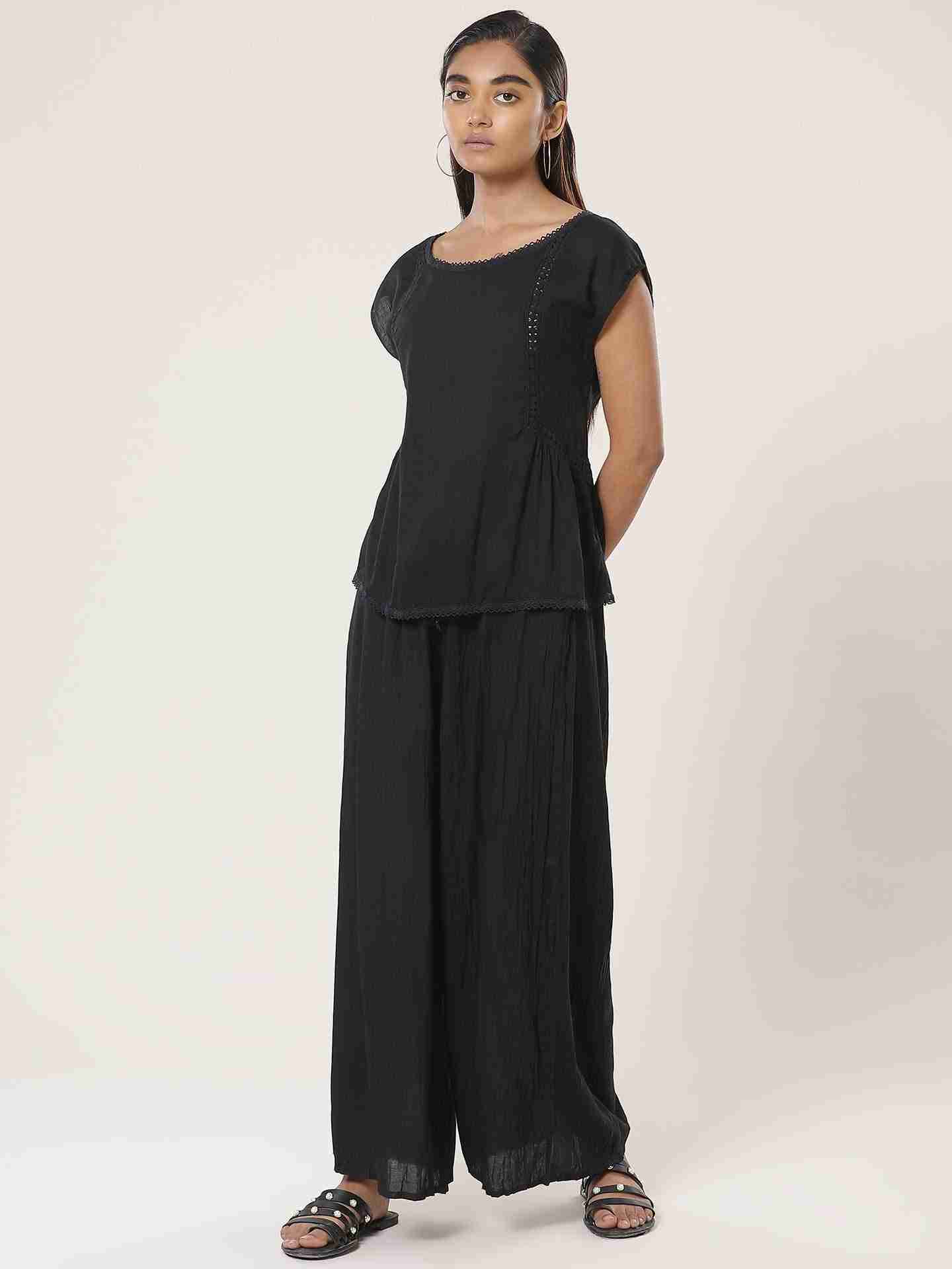 Black Leisure Basics Lace-Insert T-Shirt