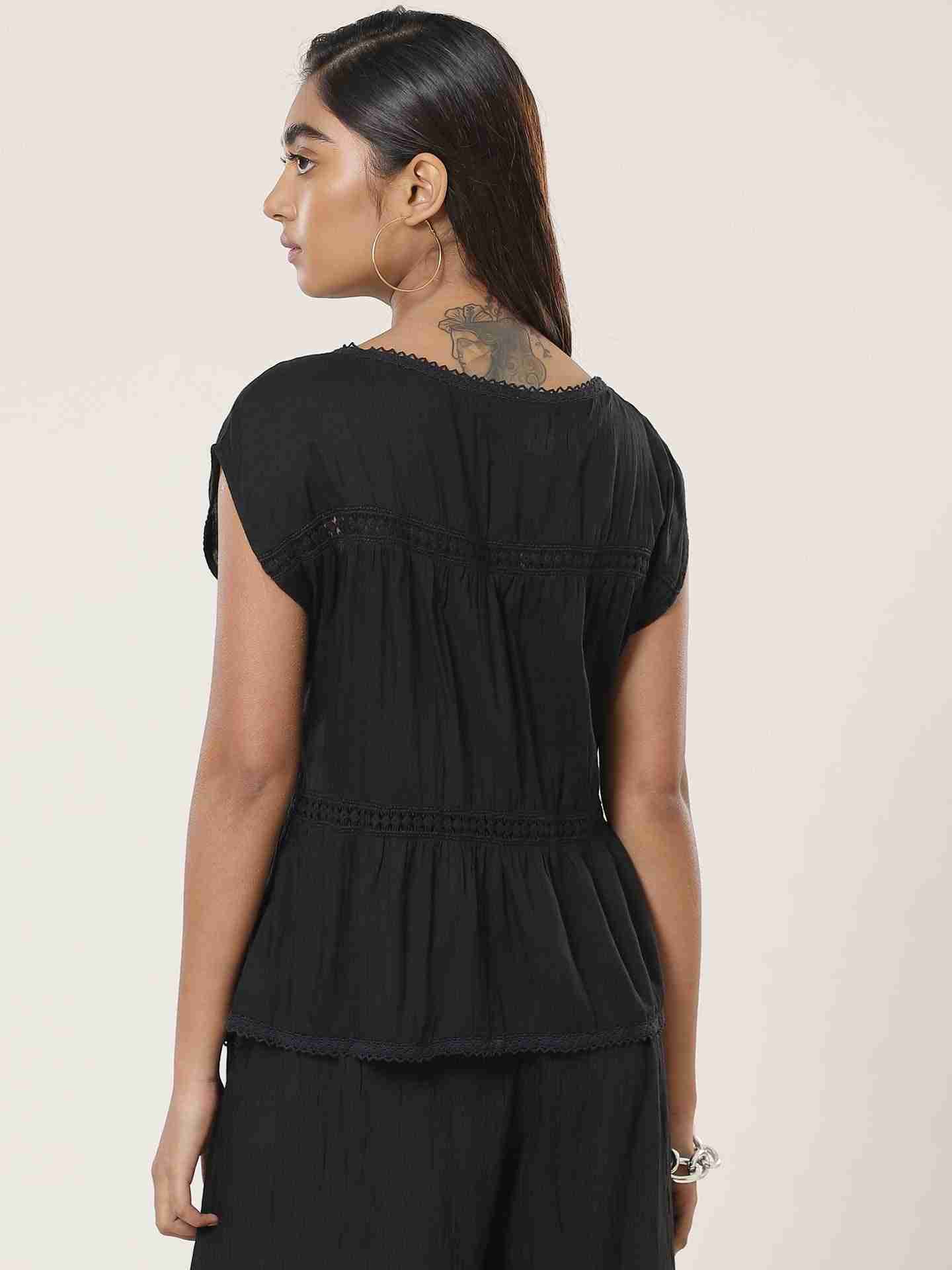 Black Leisure Basics Lace-Insert T-Shirt