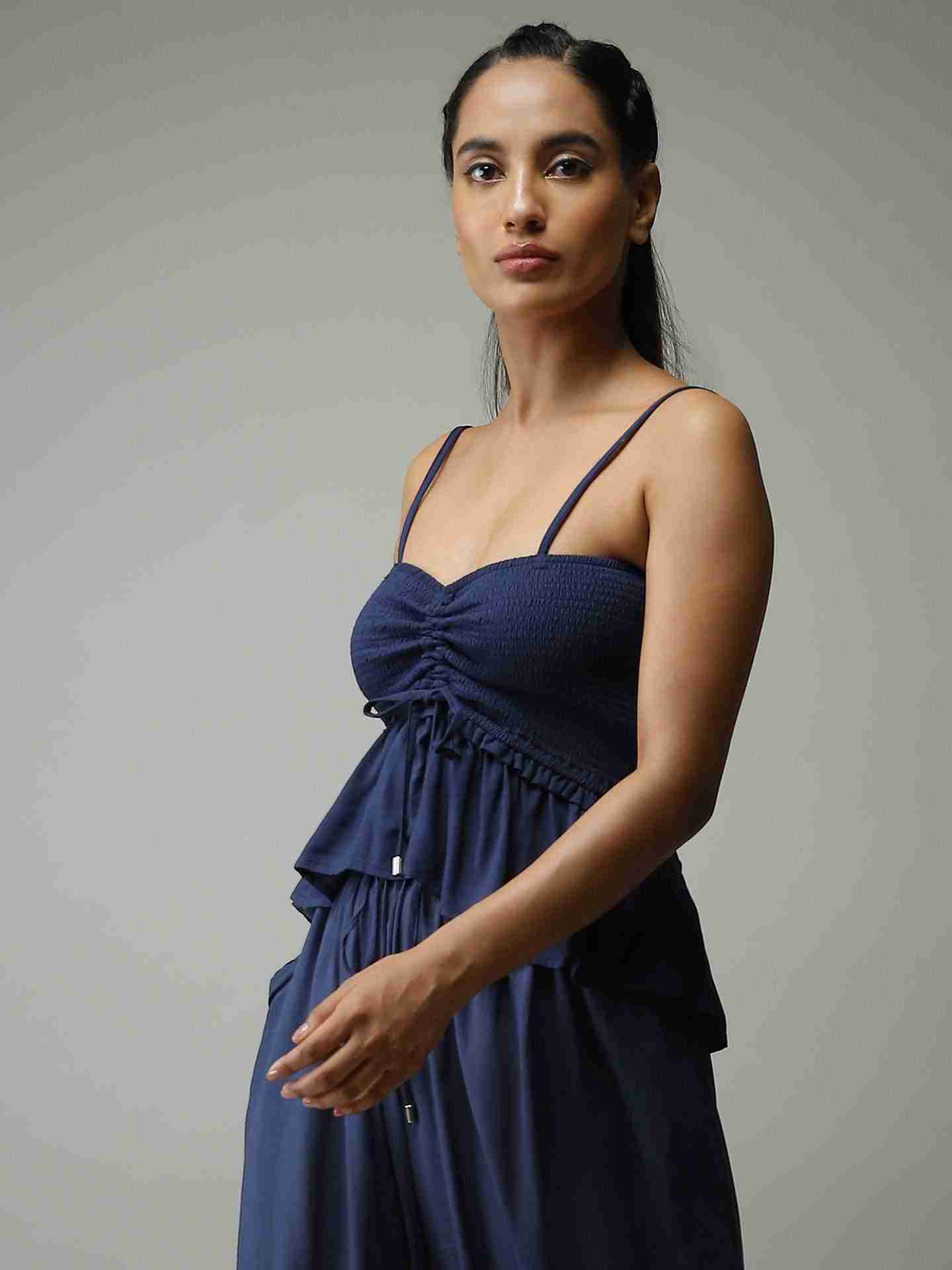 Navy Bue Leisure Basics Top