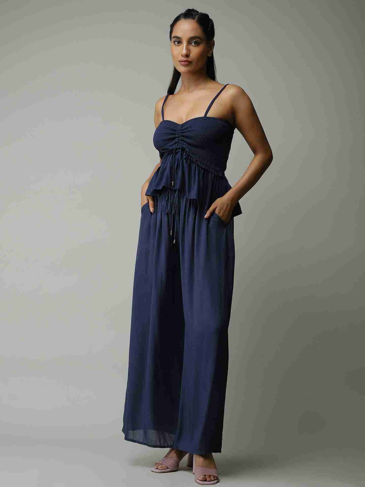 Navy Bue Leisure Basics Top