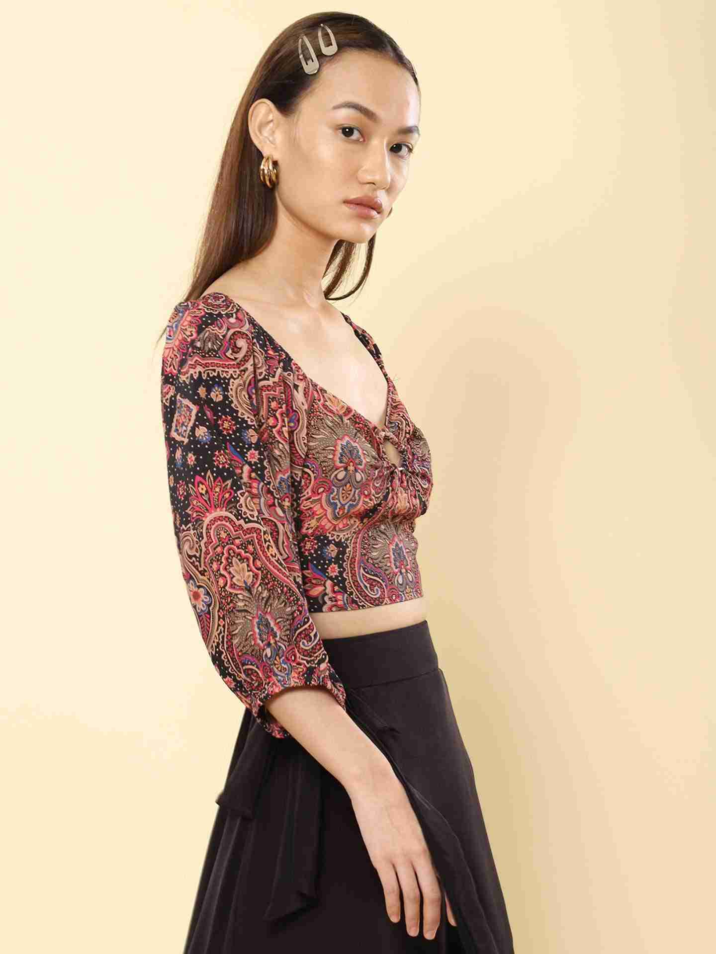 Black Fashion Flair Printed Crop Top