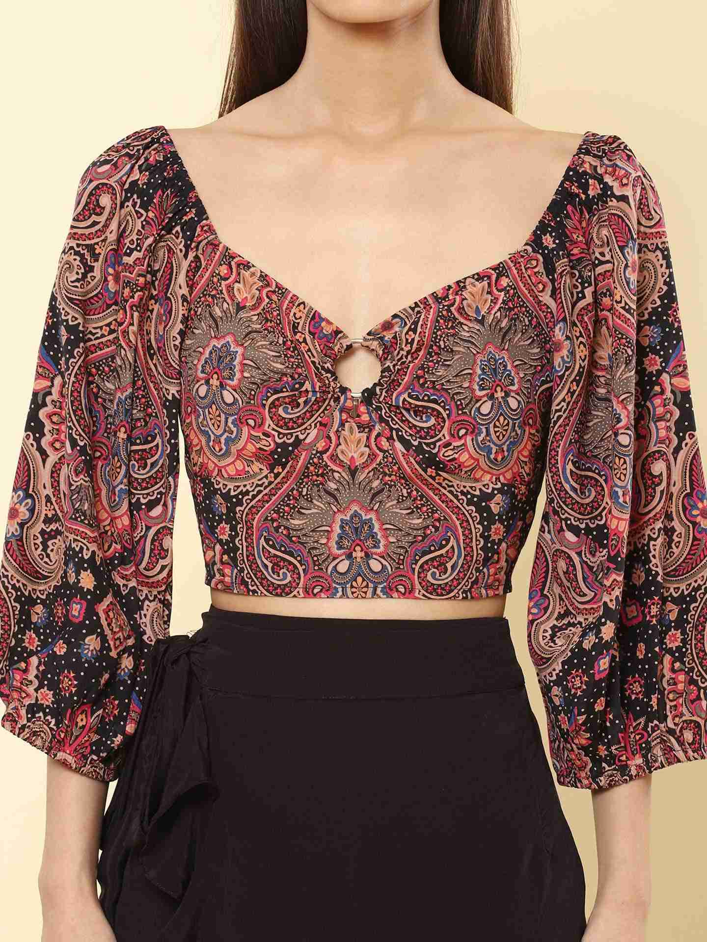 Black Fashion Flair Printed Crop Top