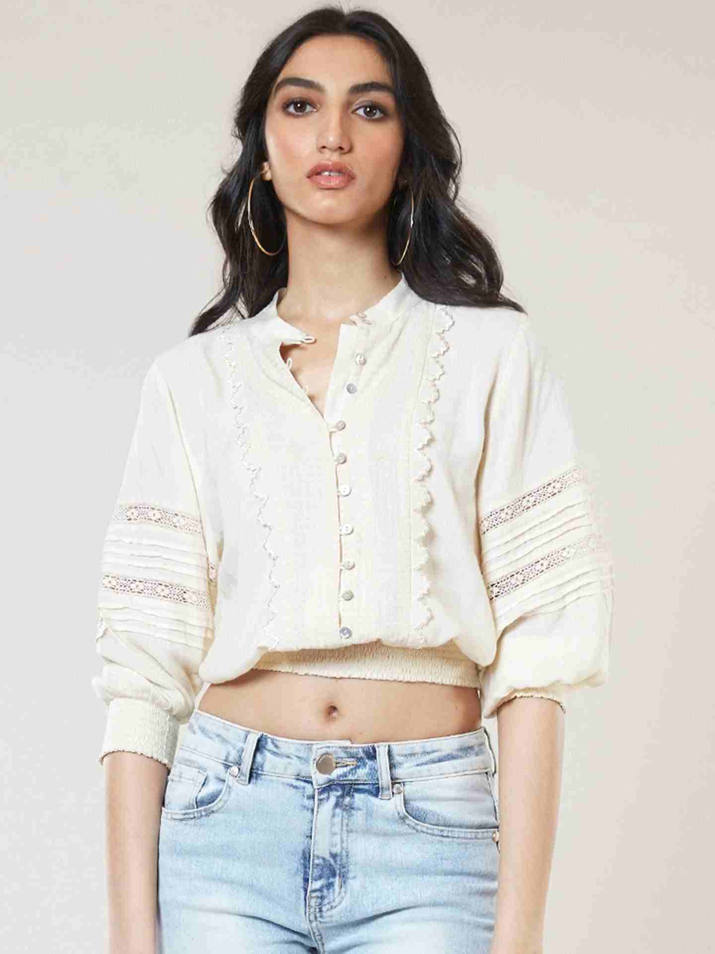 Ecru Castle Scallop Crop Top