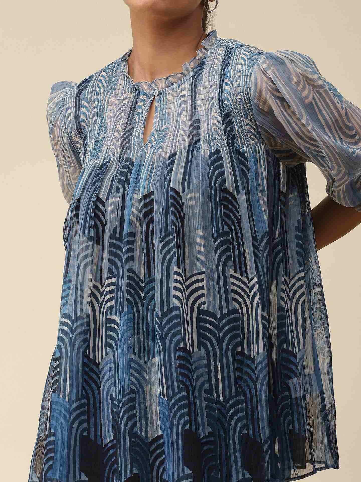 Blue Trippy Tales Top