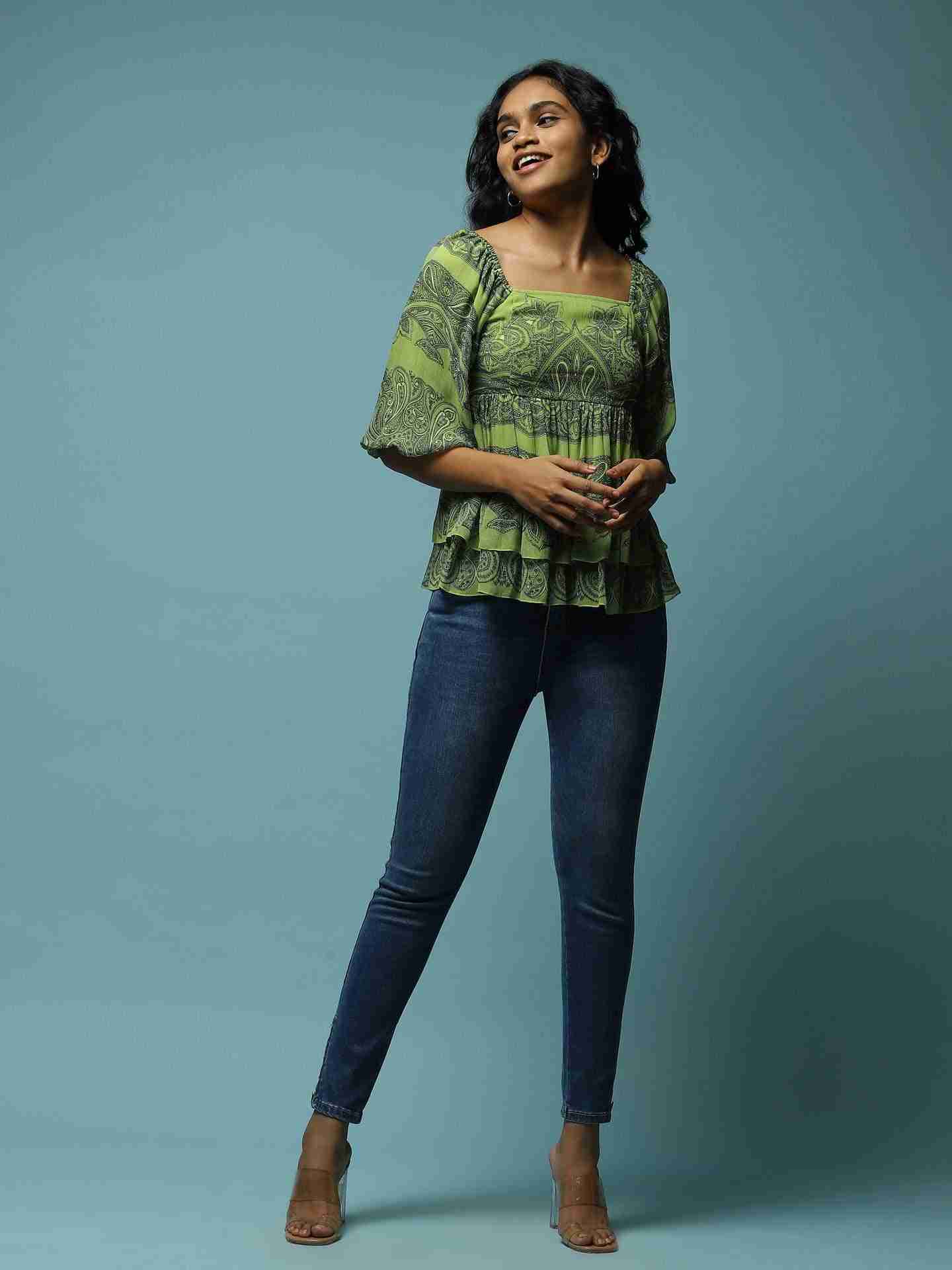 Green Dream Flower Star Top