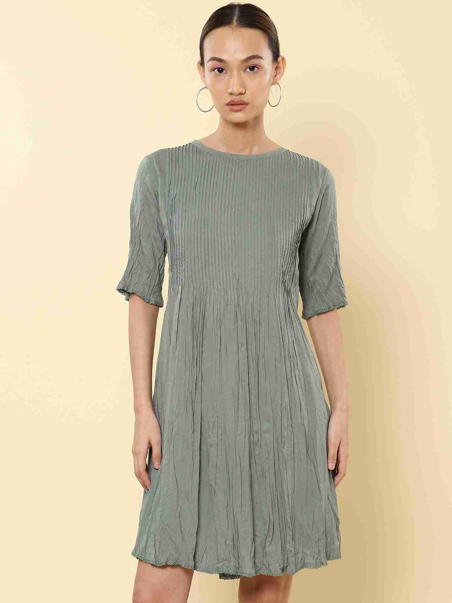 Mint Leisure Basics Shift Dress